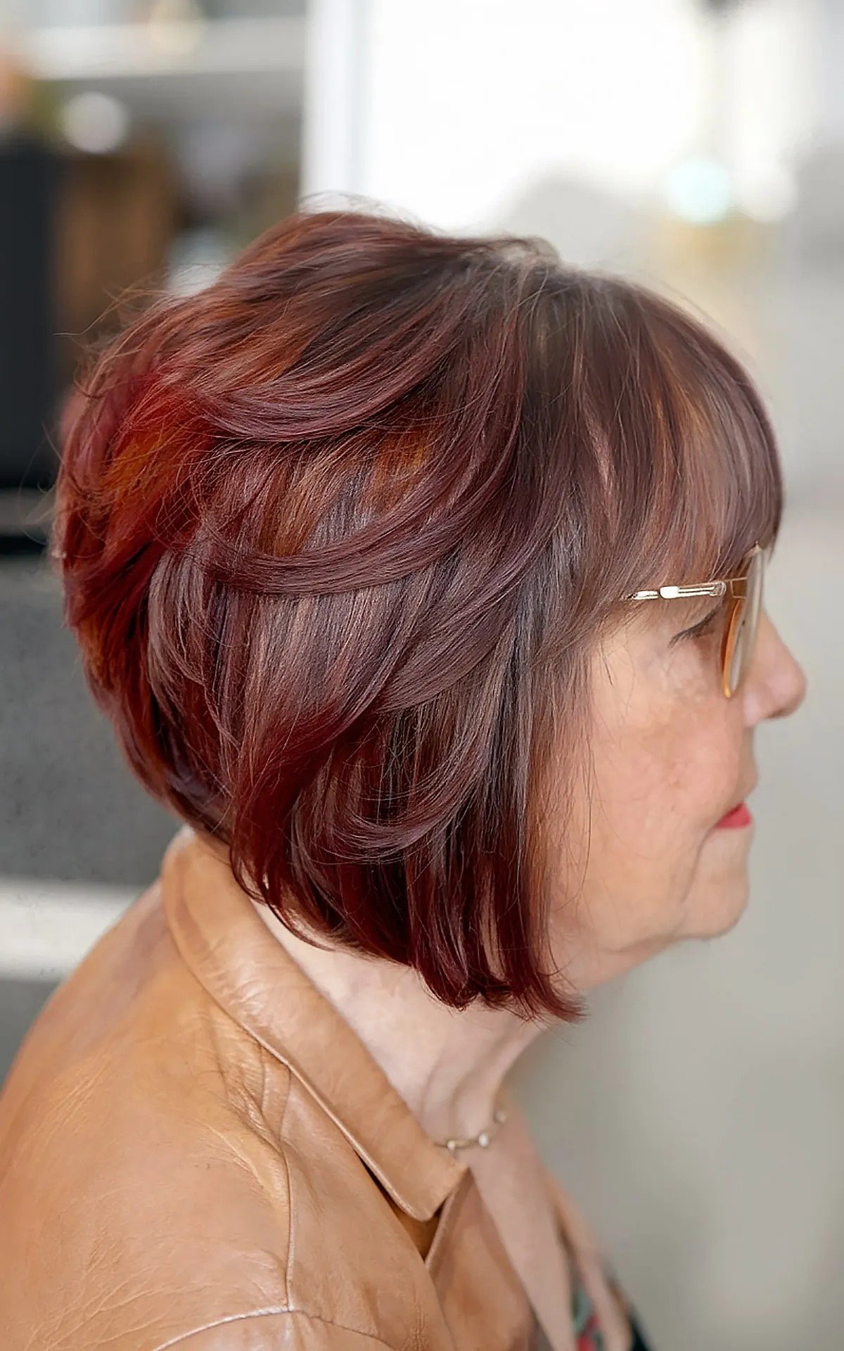 41 Lovely Layered Bob Haircuts for Ladies In Their 60s That Are Easy To Style