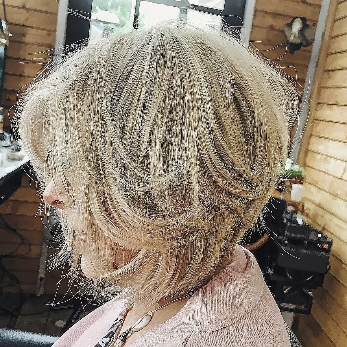 41 Lovely Layered Bob Haircuts for Ladies In Their 60s That Are Easy To Style