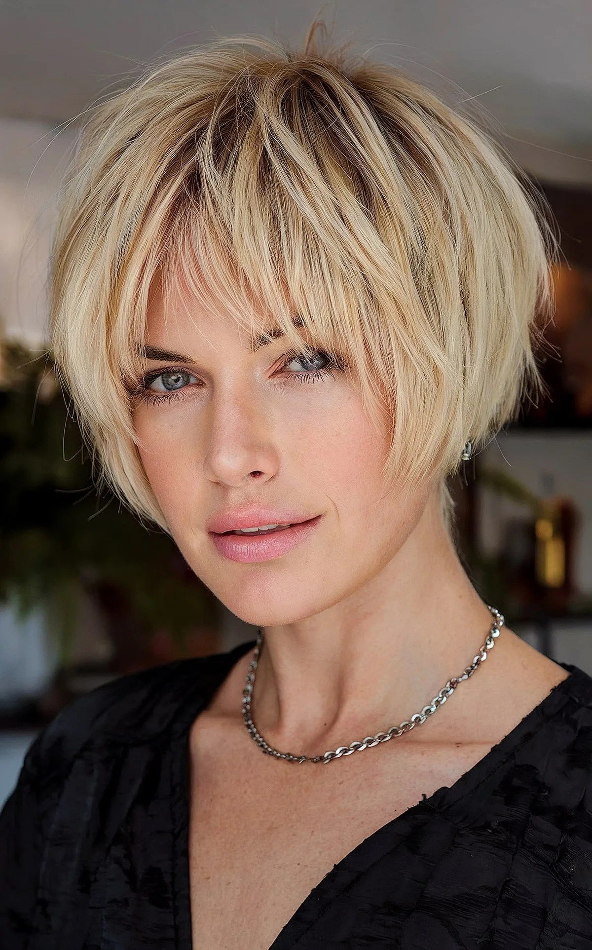 47 Layered Bobs With Bangs To Try This Year