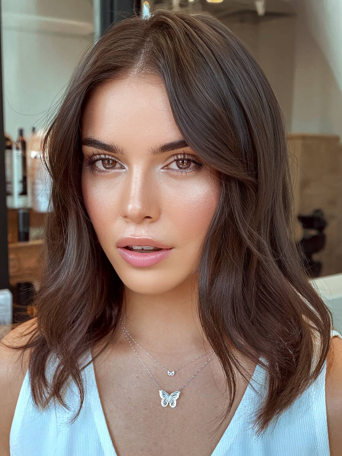 15+ Flattering Layered Hairstyles for Oval Faces in 2025