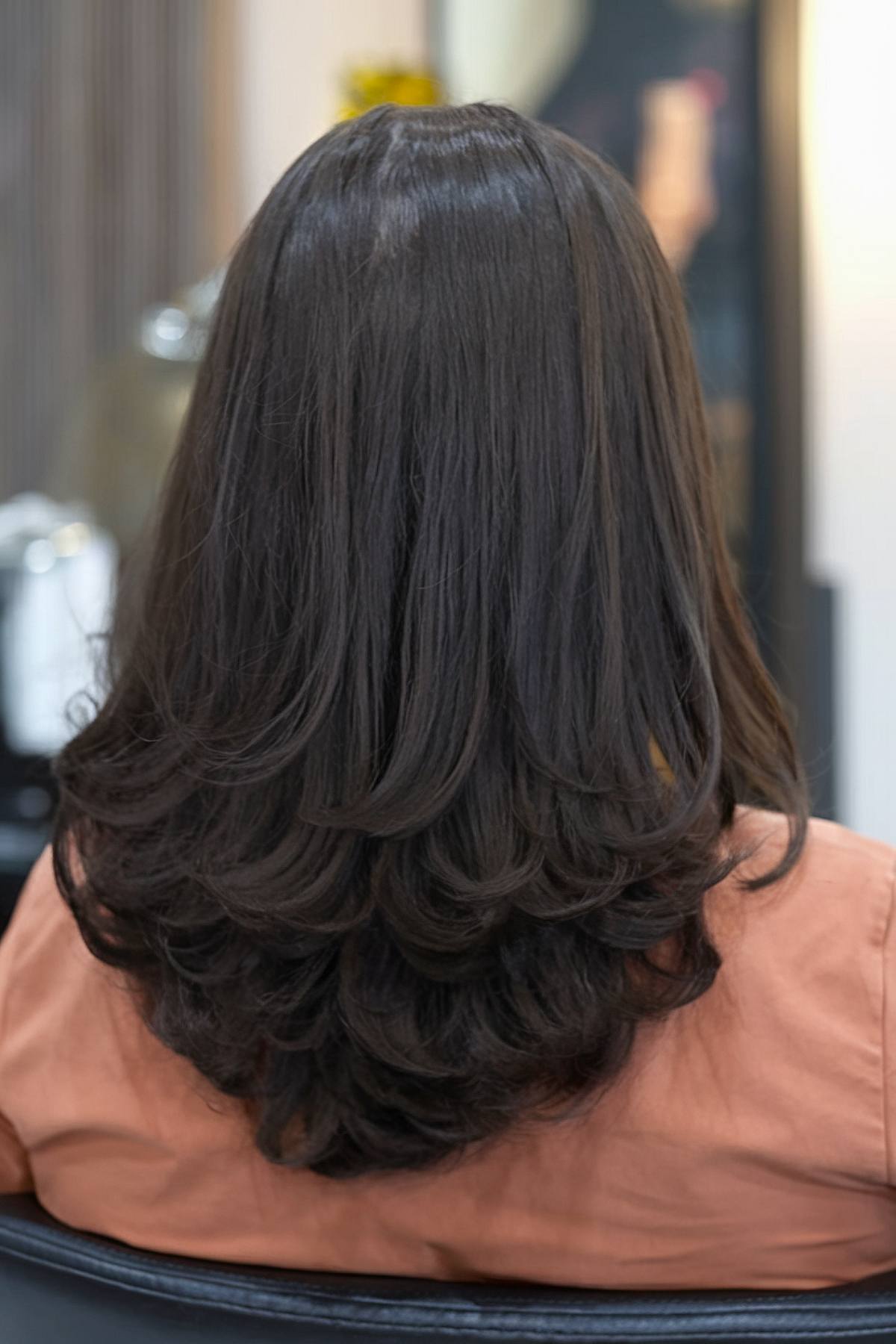 16 Trendy U-Shape Haircut Ideas for 2025