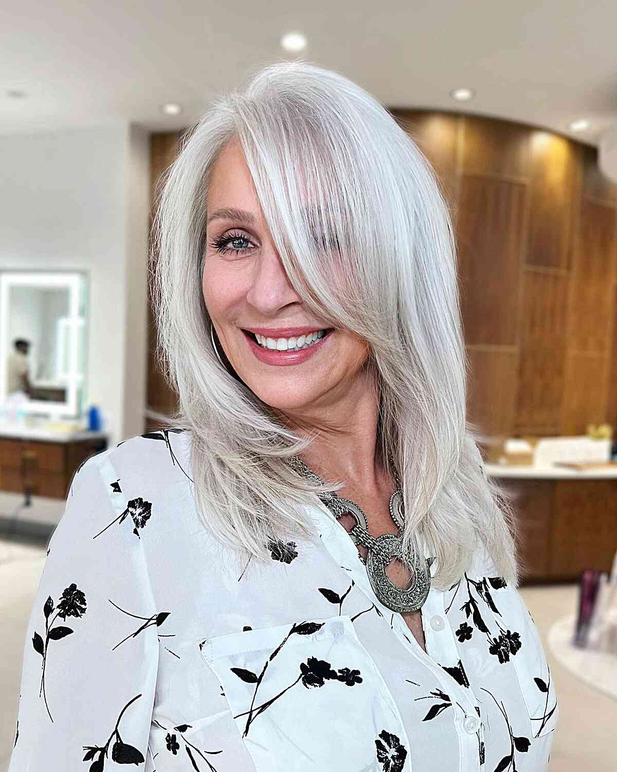 74 Most Popular Medium-Length Layered Haircuts for 2025