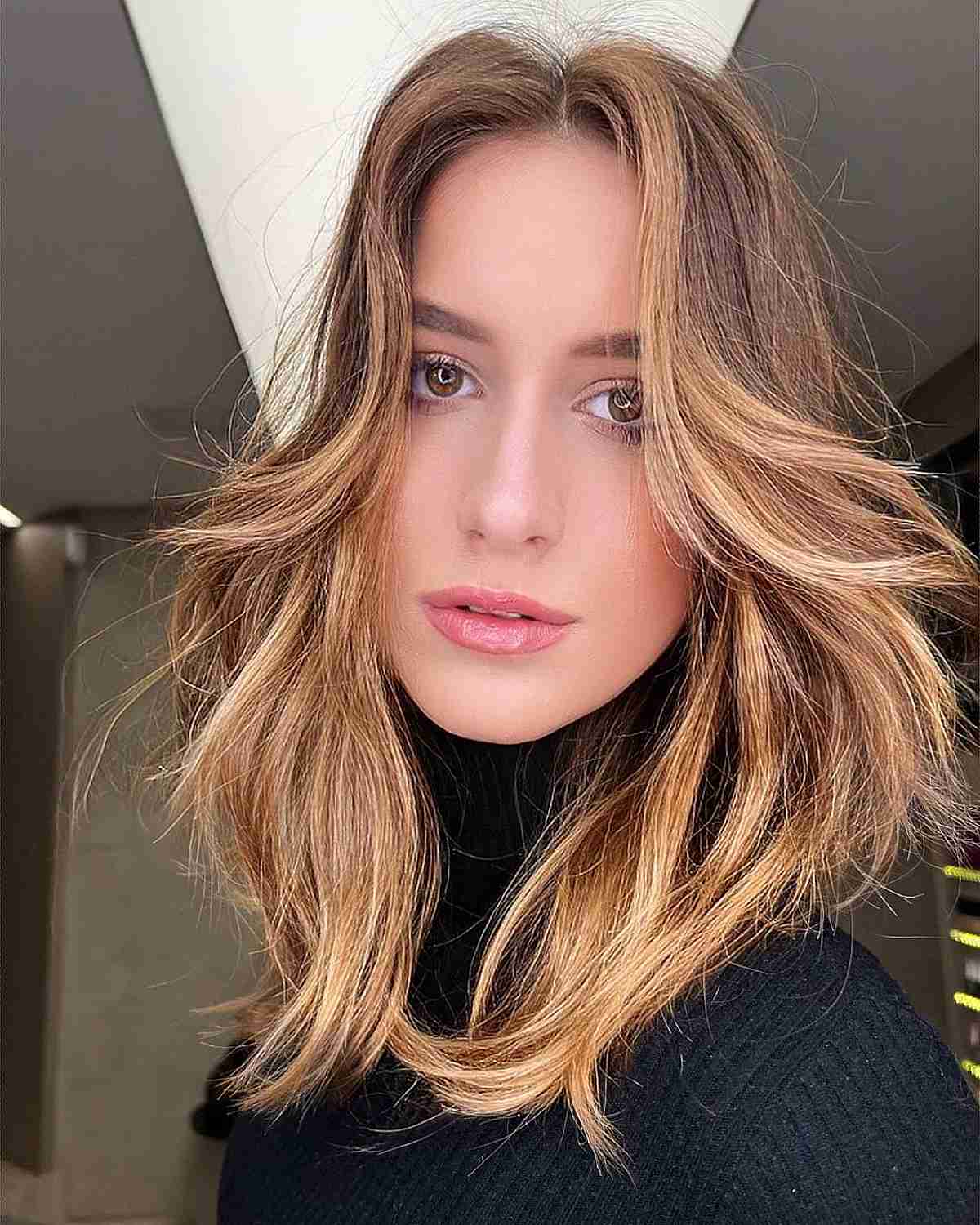 74 Most Popular Medium-Length Layered Haircuts for 2025