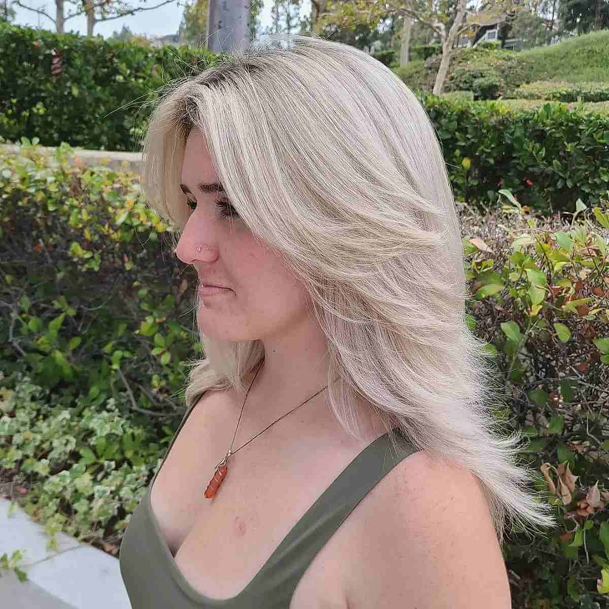 74 Most Popular Medium-Length Layered Haircuts for 2025