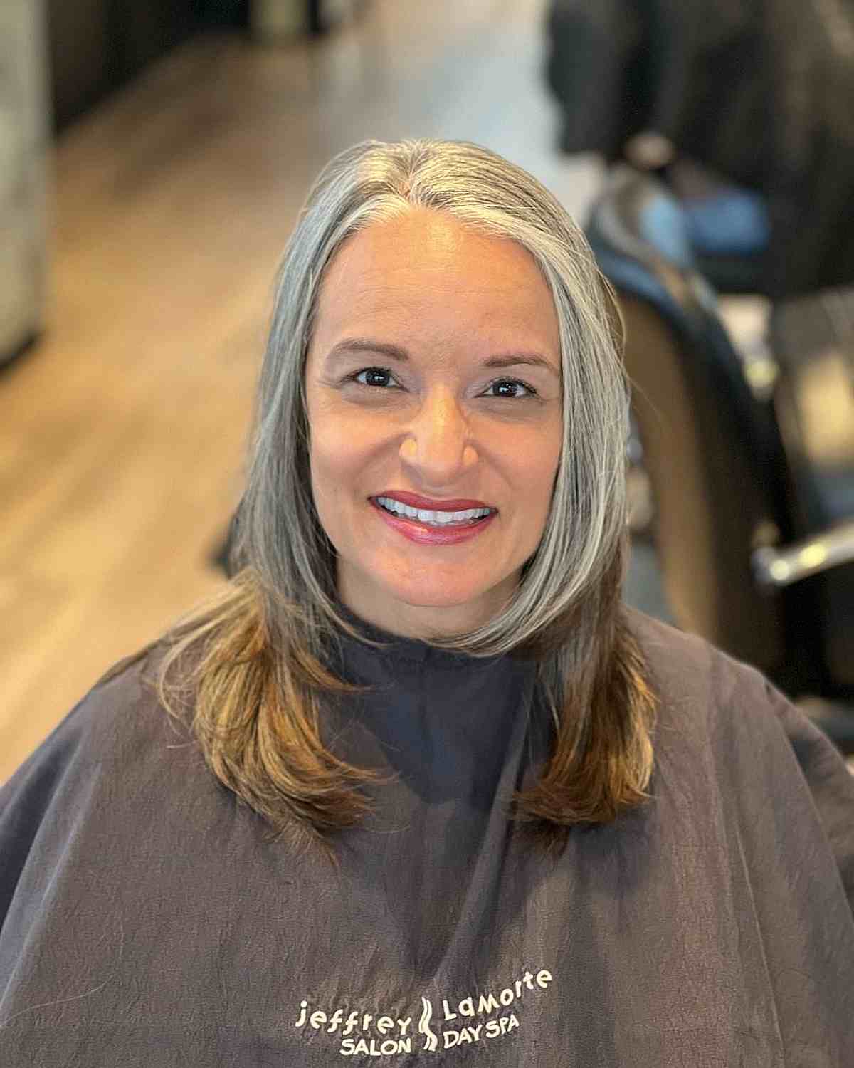 74 Most Popular Medium-Length Layered Haircuts for 2025