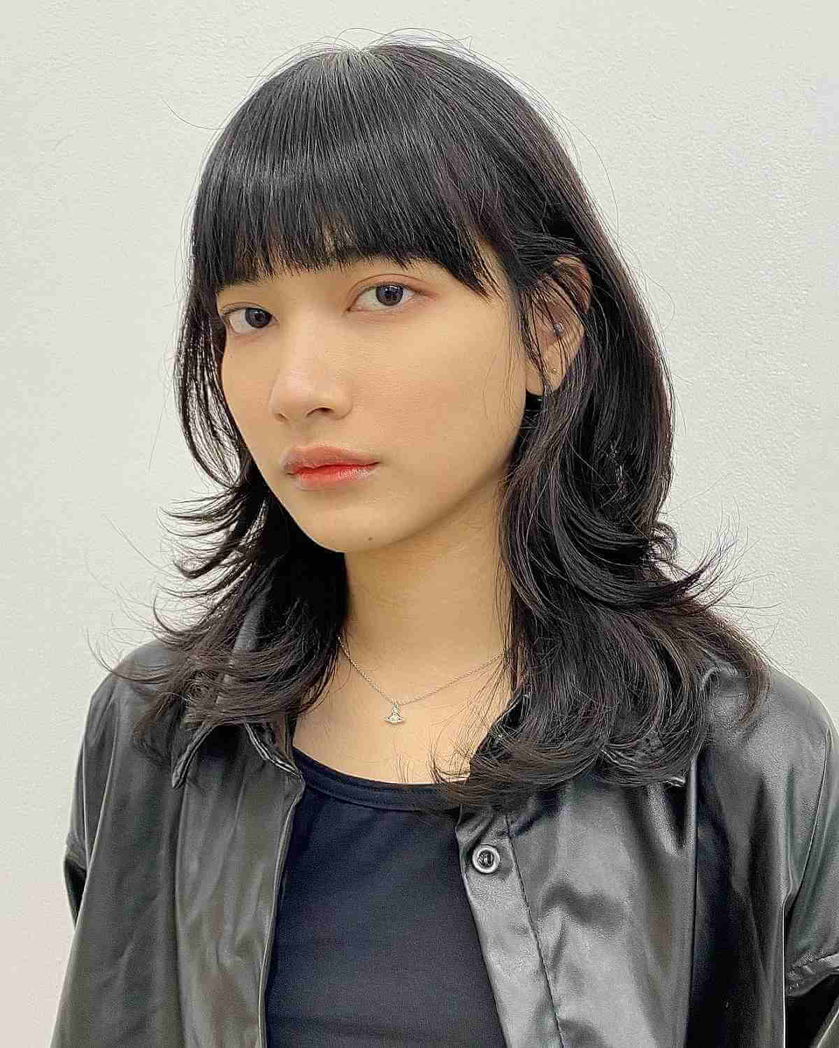 74 Most Popular Medium-Length Layered Haircuts for 2025