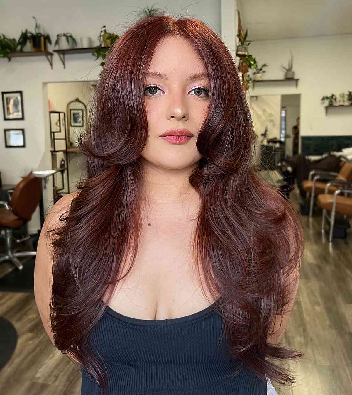 25 Slimming Long Layered Haircuts for Women with Full Faces