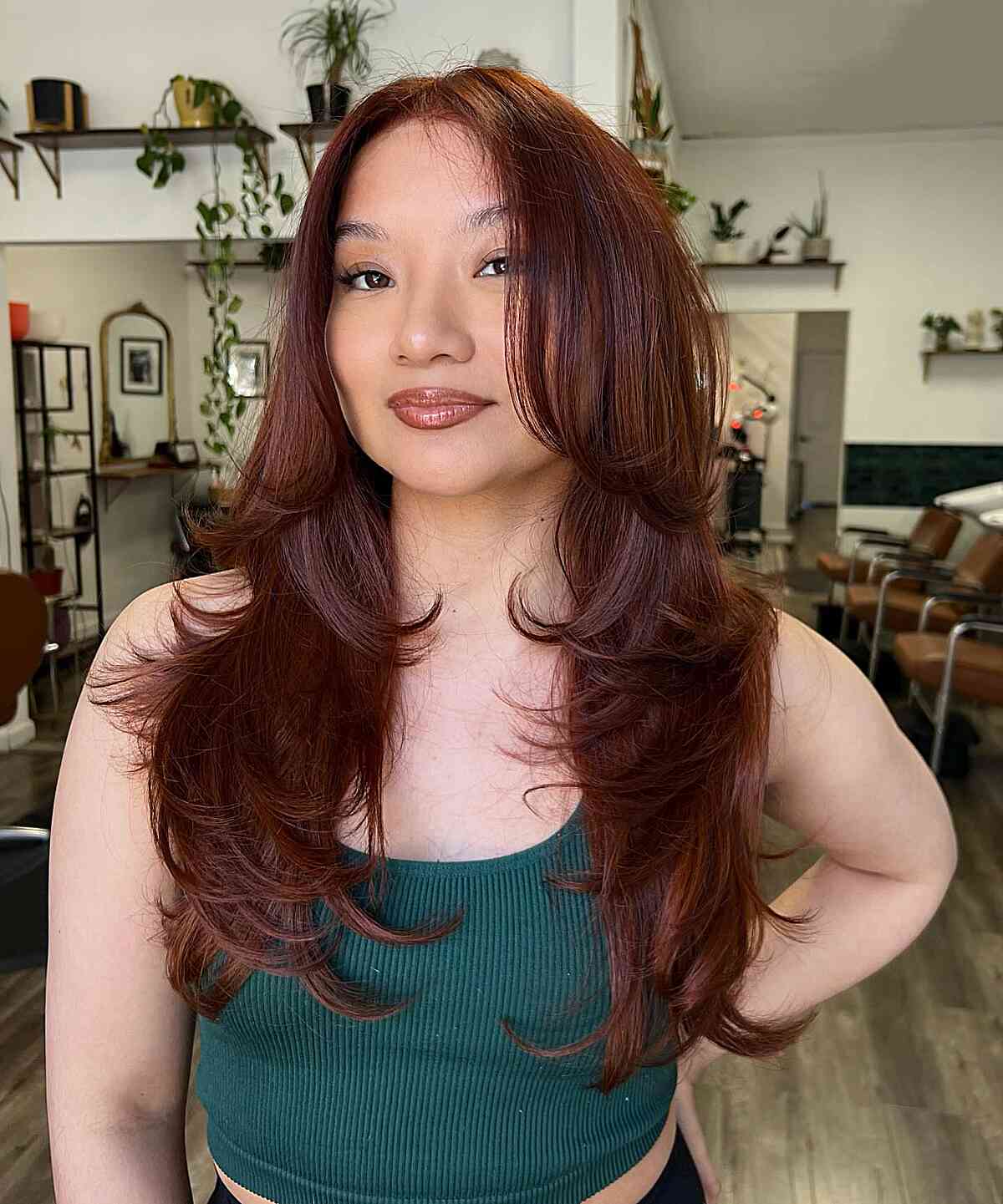25 Slimming Long Layered Haircuts for Women with Full Faces