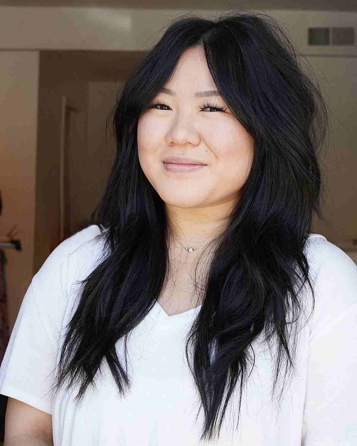 25 Slimming Long Layered Haircuts for Women with Full Faces