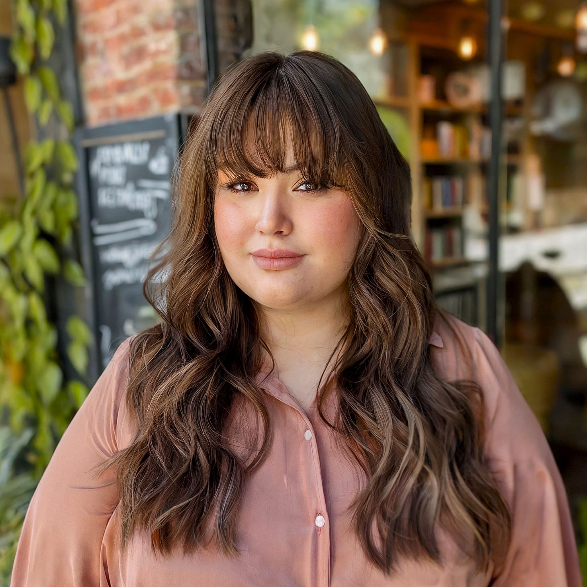 15+ Must-Try Long Layered Haircuts for Round Faces in 2025