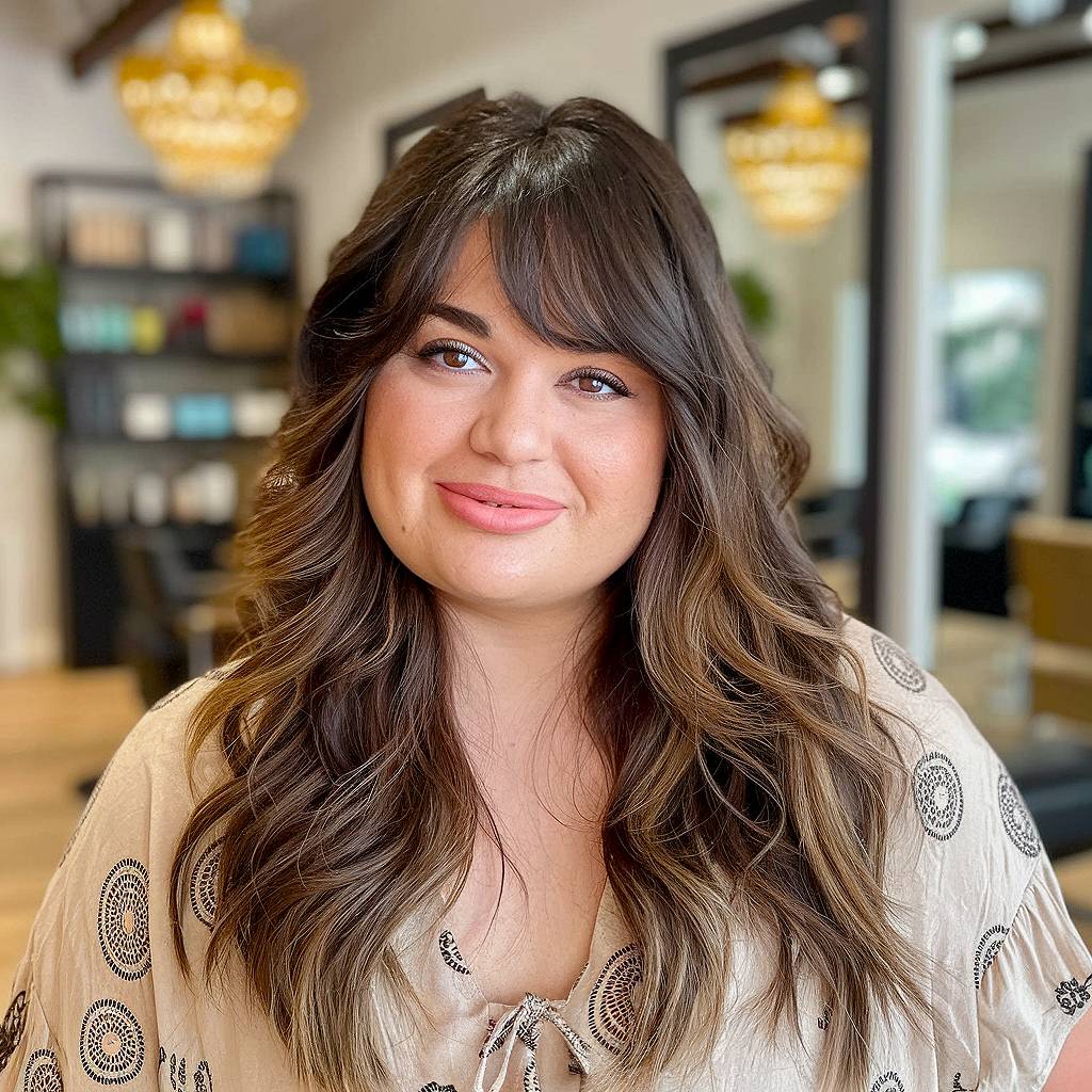 15+ Gorgeous Layered Hair Ideas for Round Face Shapes in 2025
