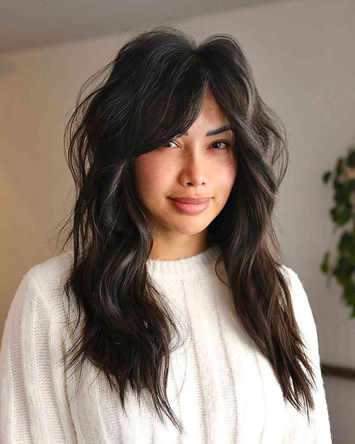 52 Trendy & Easy Long Layered Hair with Bangs for 2025