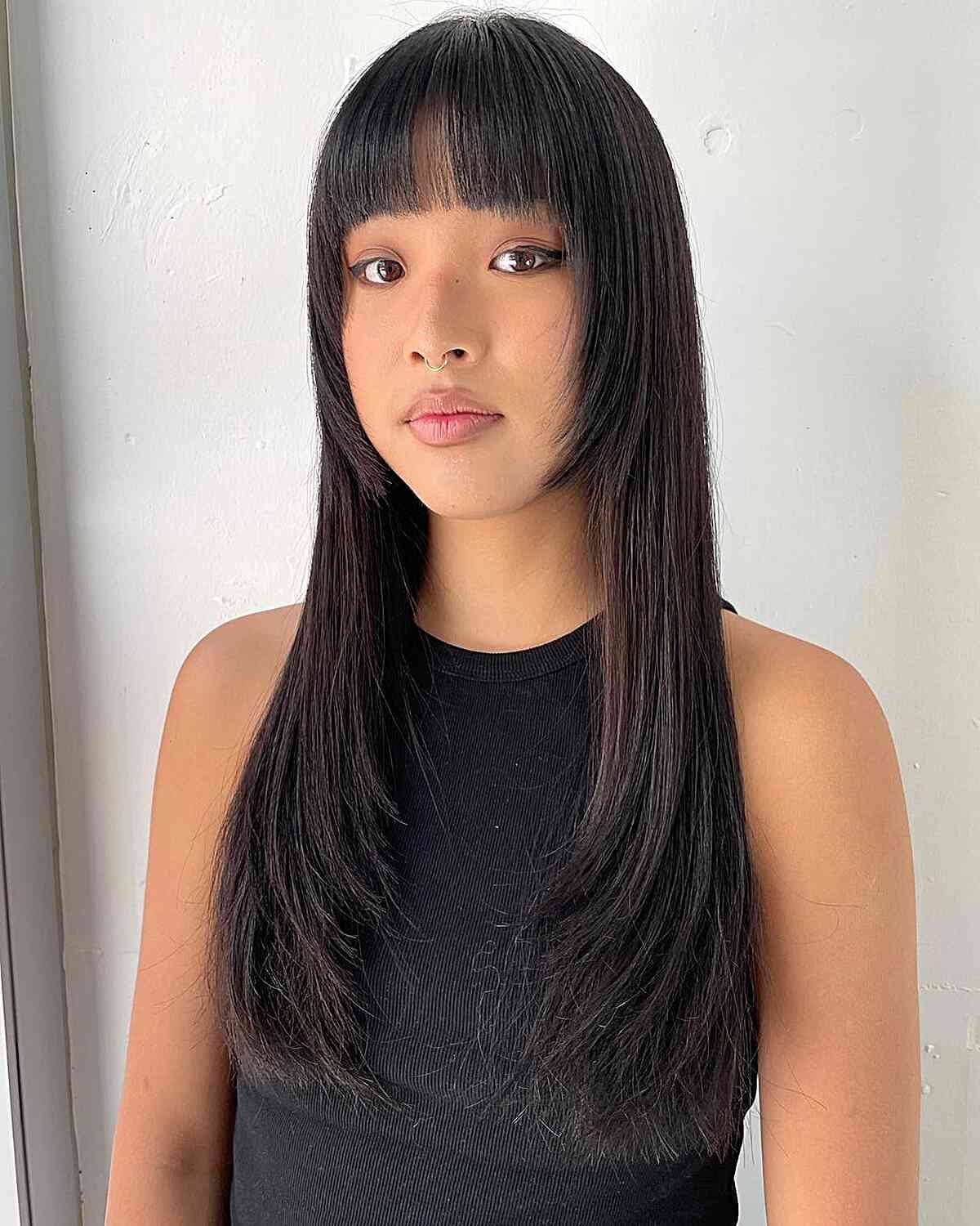 52 Trendy & Easy Long Layered Hair with Bangs for 2025