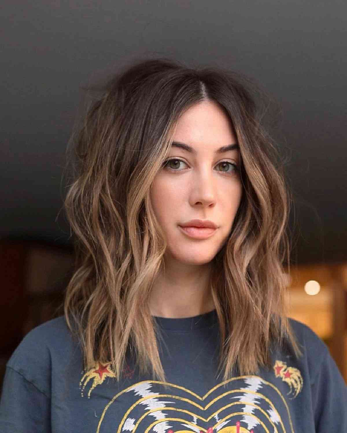 34 Best Ways to Get The Layered Wavy Hair Trend