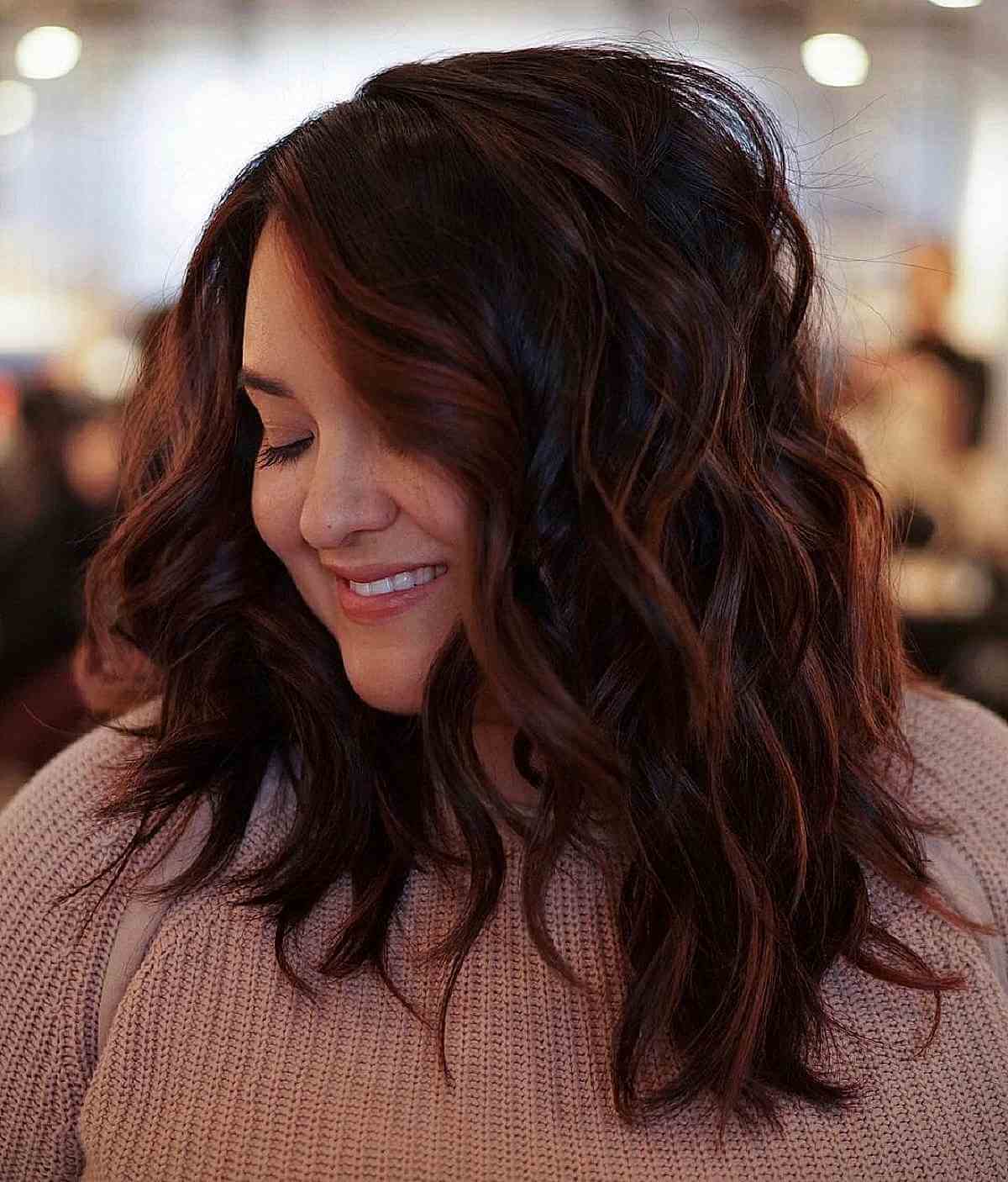 34 Best Ways to Get The Layered Wavy Hair Trend