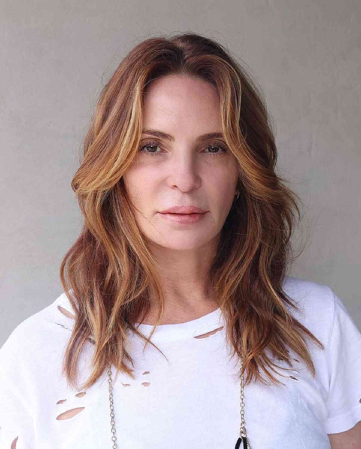 34 Best Ways to Get The Layered Wavy Hair Trend