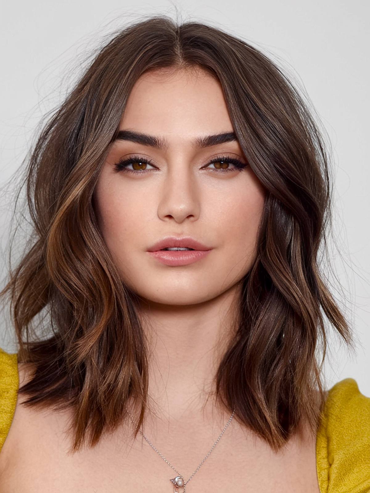 Face-Framing Layers Are Trending in 2025 – See All 30+ Ideas