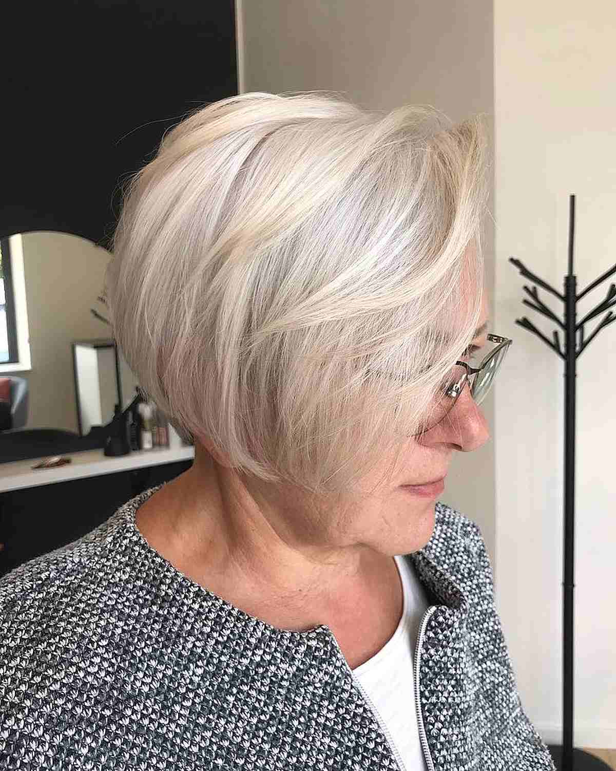 21 Cutest Pixie Bob Haircuts for Women Over 50 Wanting a Stylish Short Hairdo
