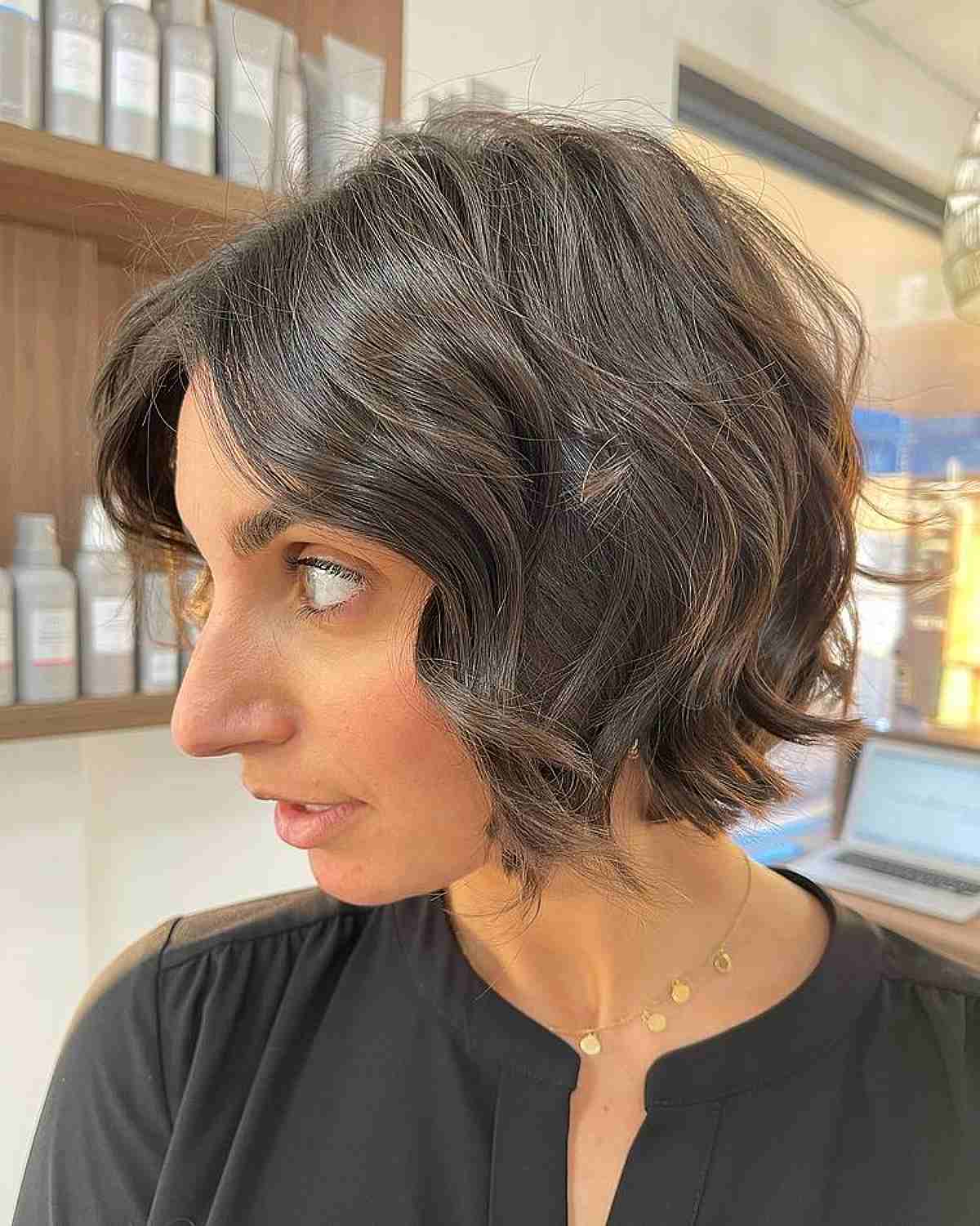 30 Short Wavy Bob Haircuts Trending Right Now