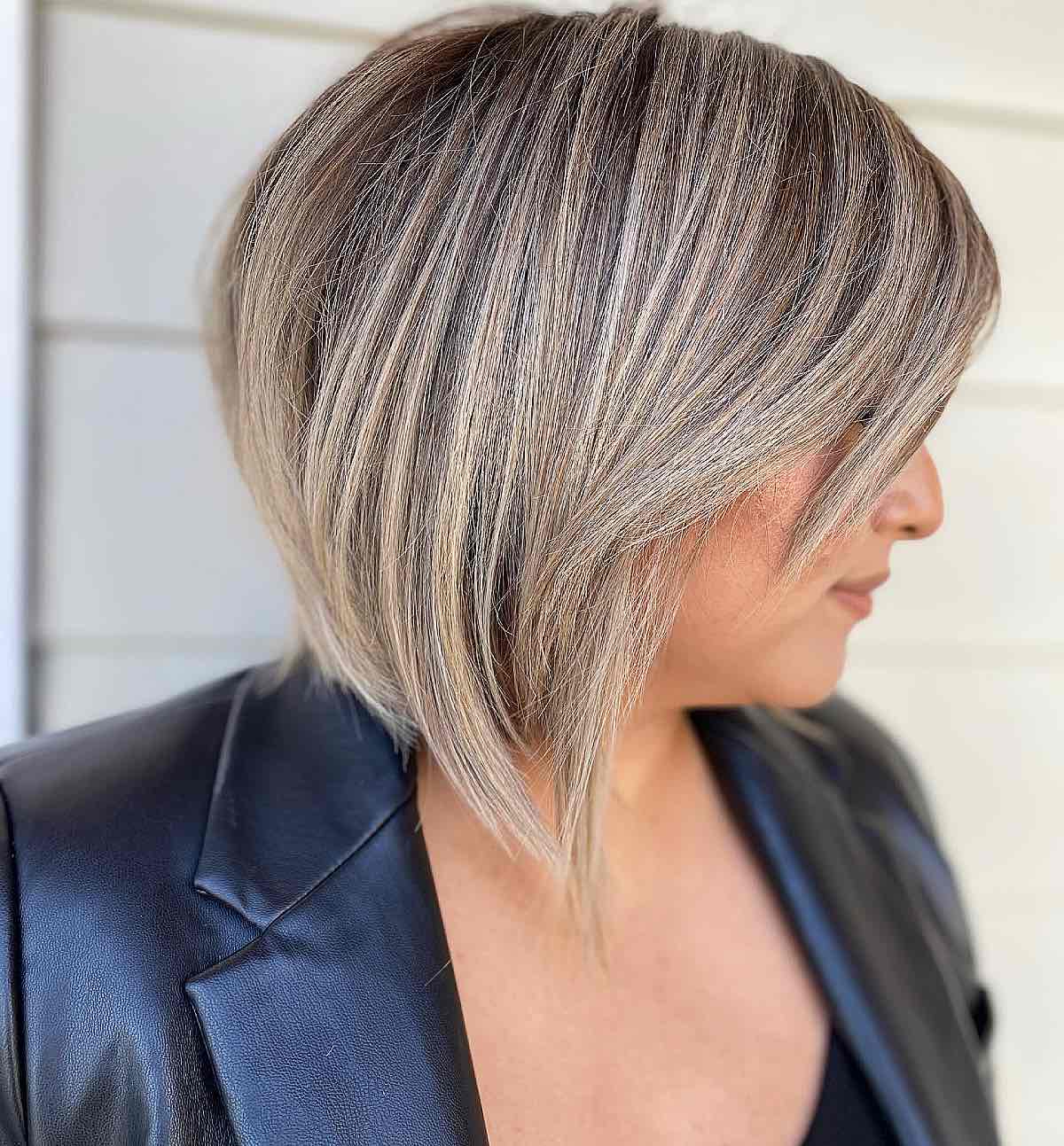 43 Best Blonde Bob Hairstyles & Blonde Lobs for 2025