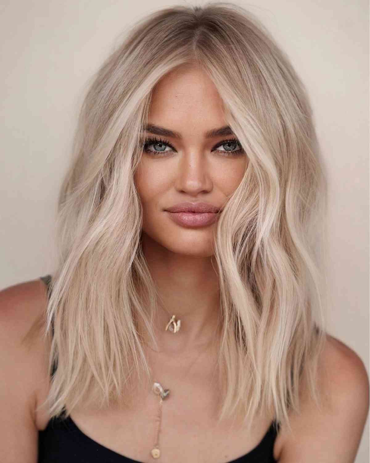 43 Best Blonde Bob Hairstyles & Blonde Lobs for 2025