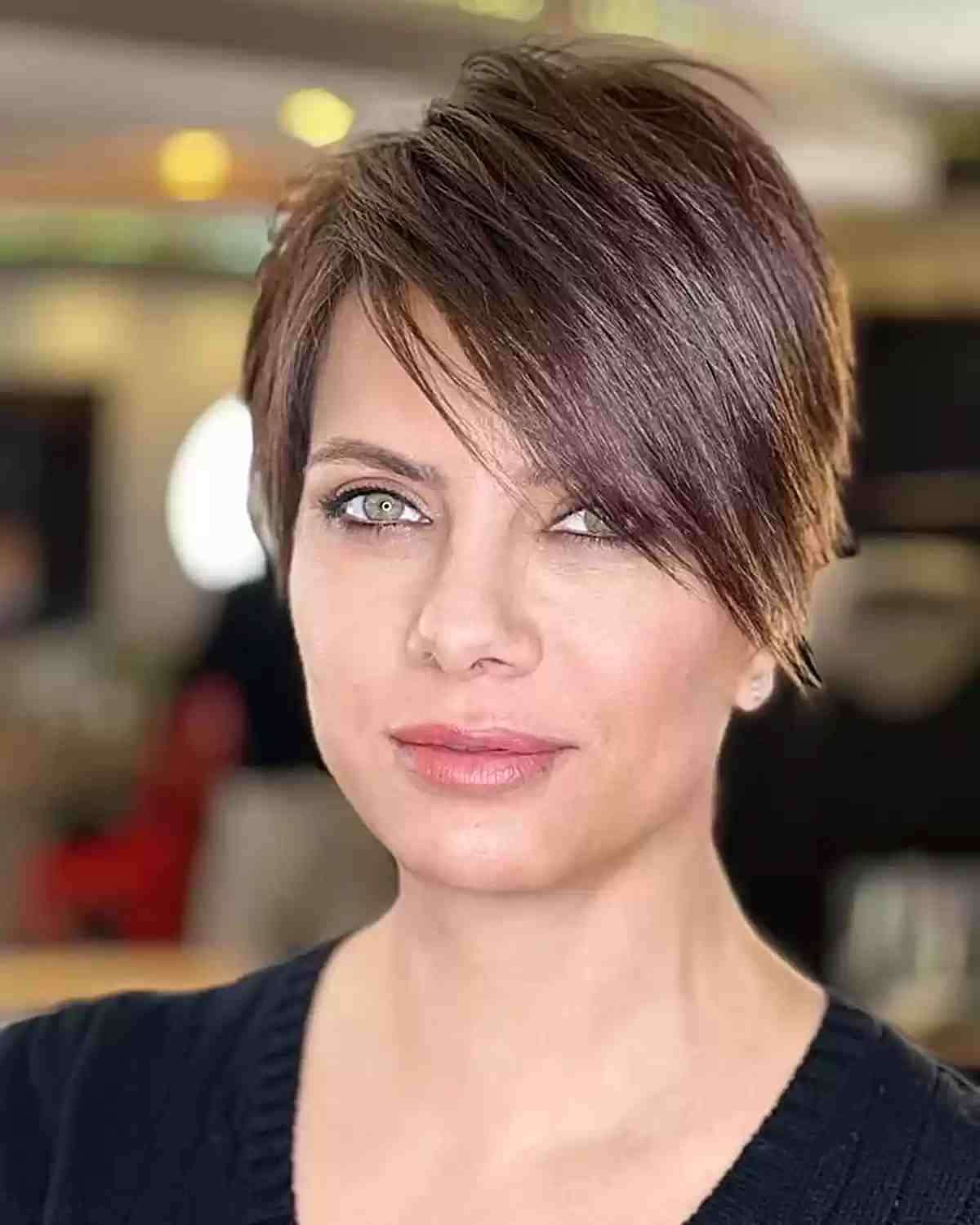 Top 40 Wedge Haircut Ideas for Short & Thin Hair in 2025