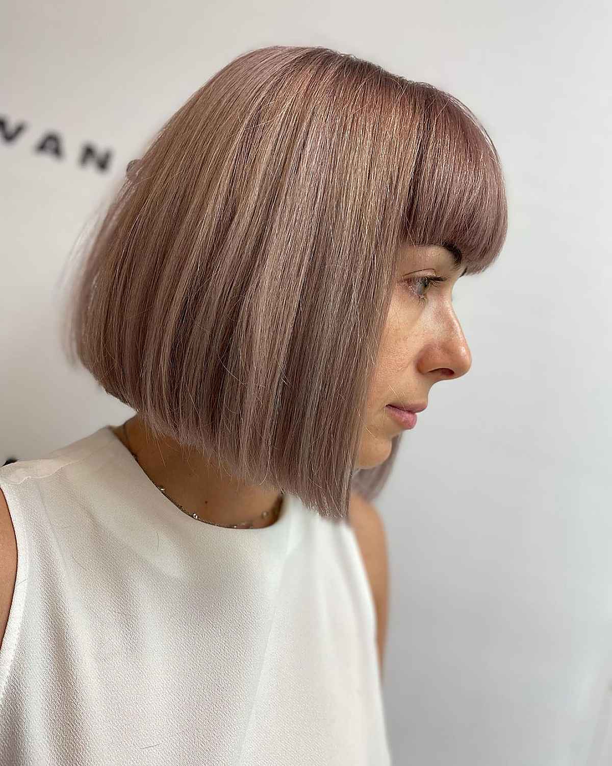 56 One-Length Bob Haircut Ideas for a Sleek Look