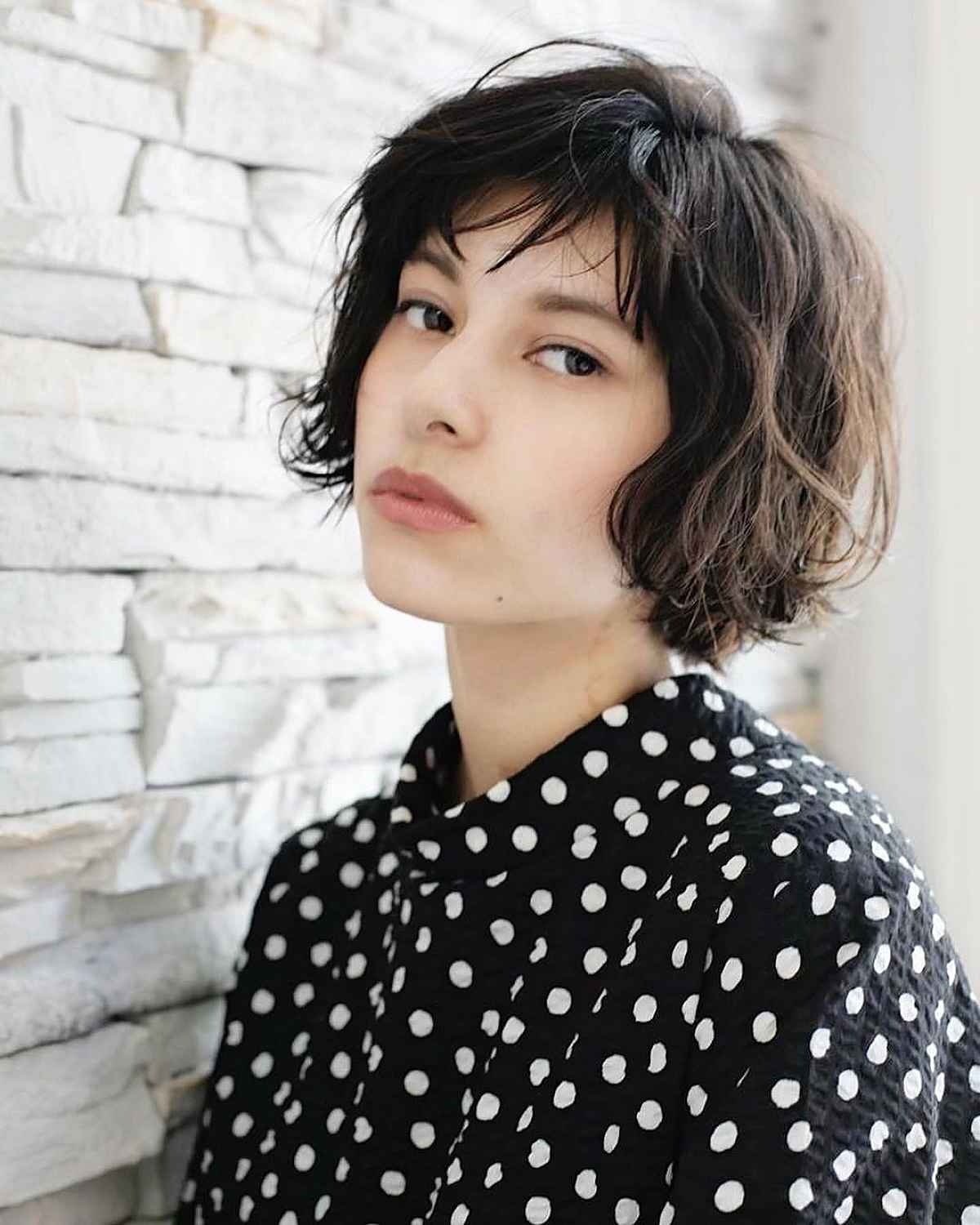 24 Coolest Jaw-Length Choppy Bob with Bangs for a Mod Look