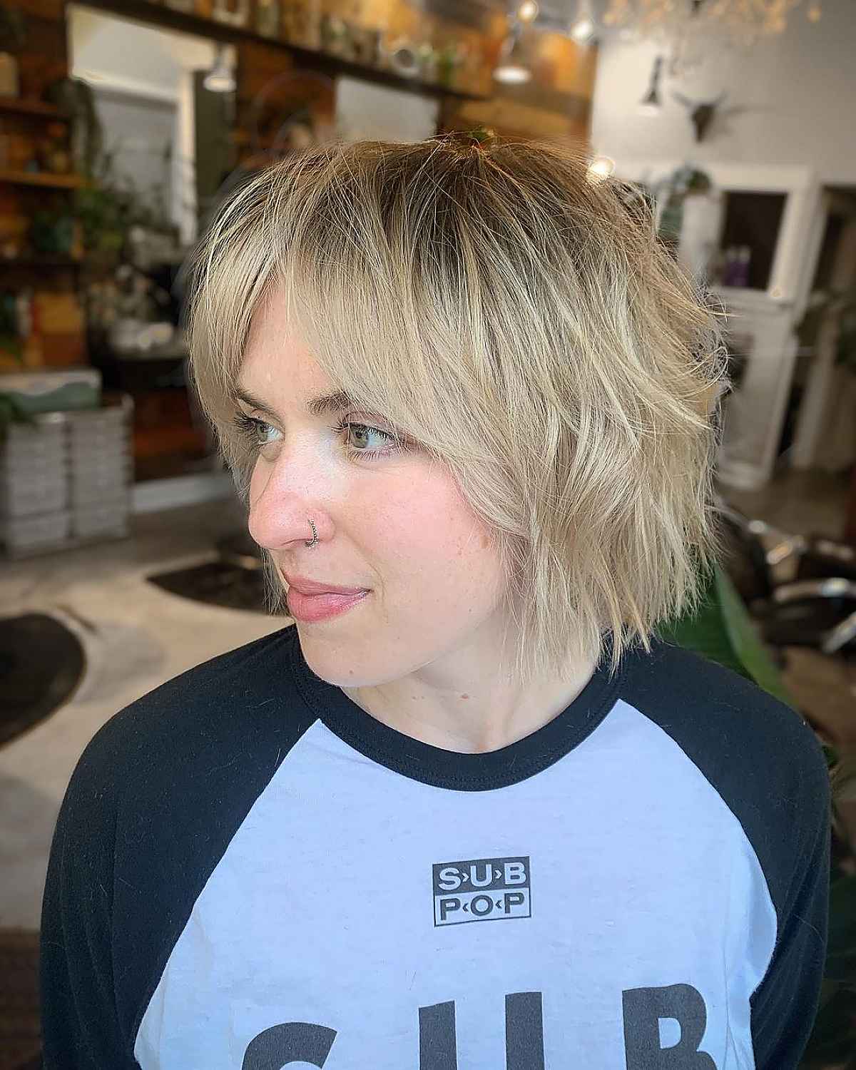 24 Coolest Jaw-Length Choppy Bob with Bangs for a Mod Look