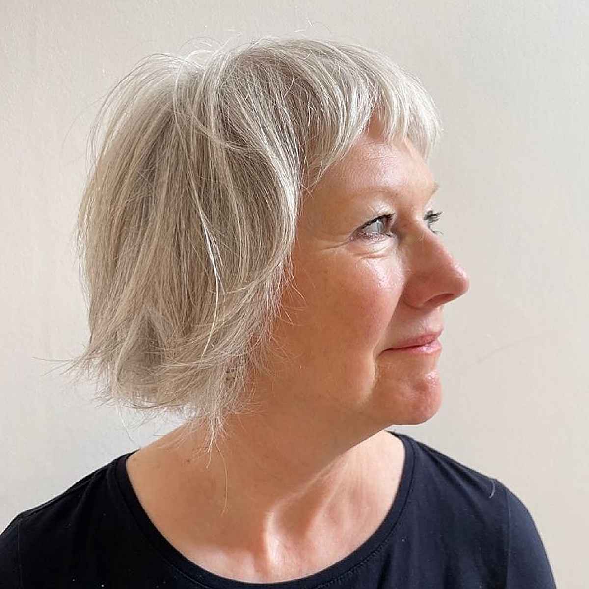 24 Coolest Jaw-Length Choppy Bob with Bangs for a Mod Look