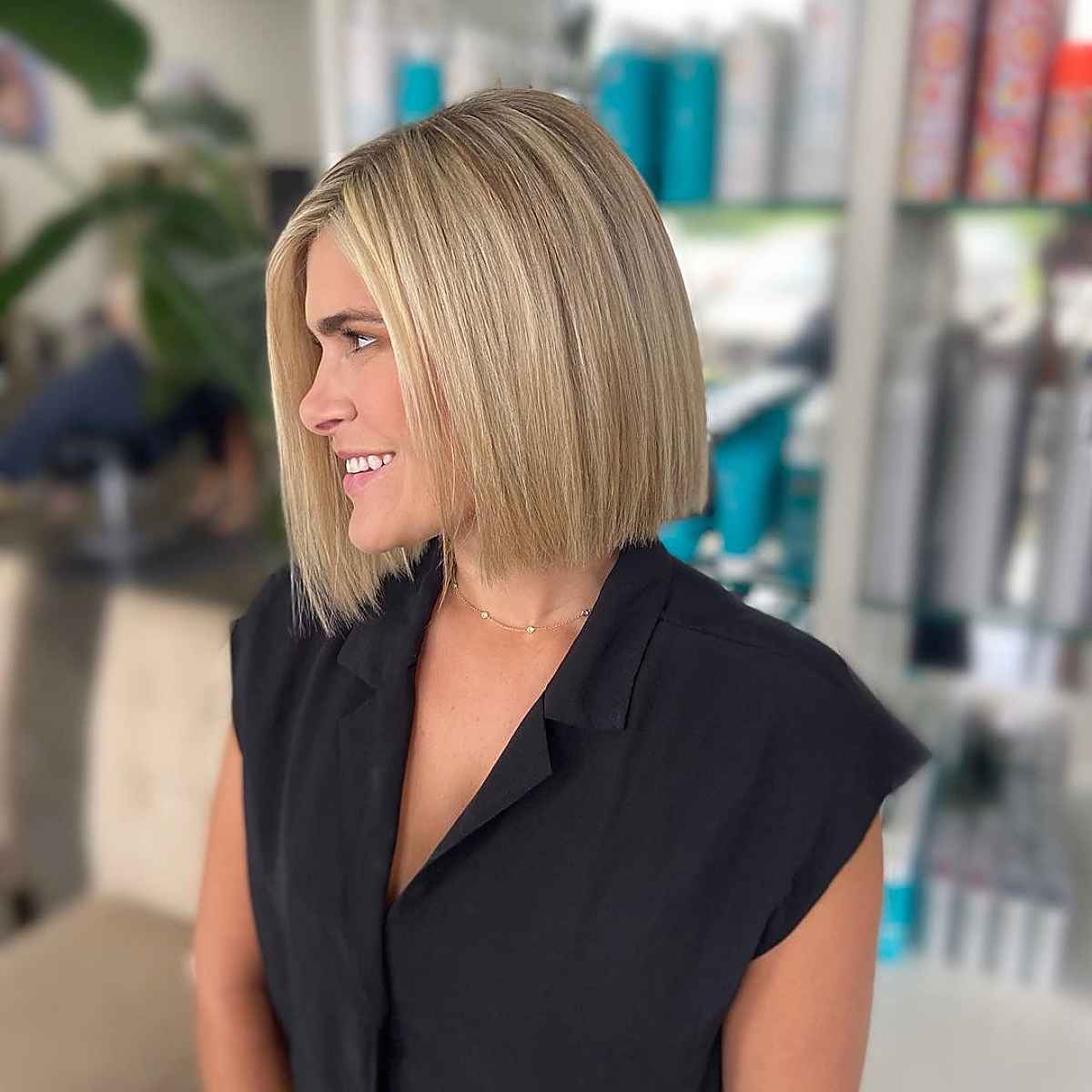 58 Best Short Blunt Bob Haircuts Ideas For Women of All Ages