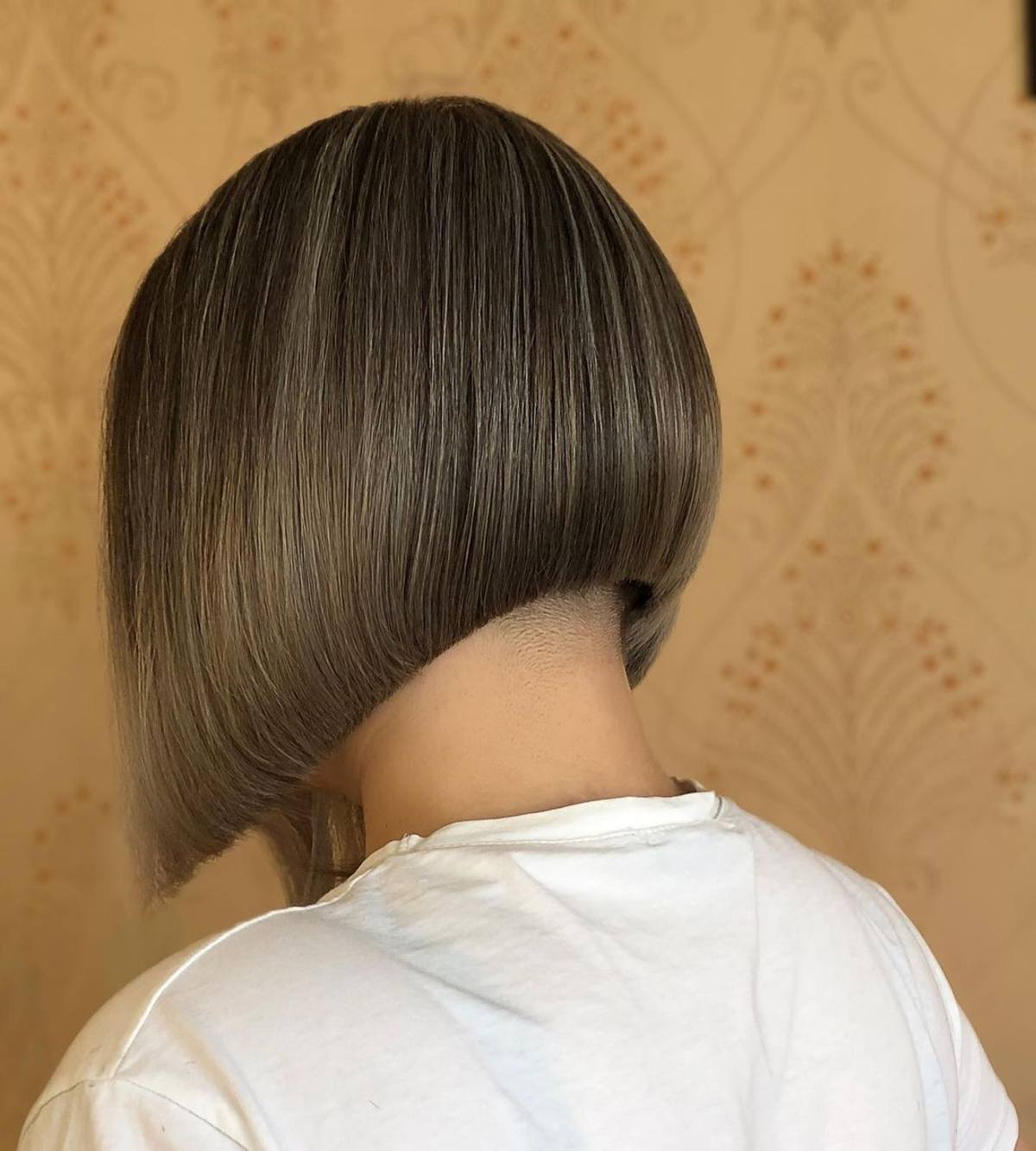 58 Best Short Blunt Bob Haircuts Ideas For Women of All Ages