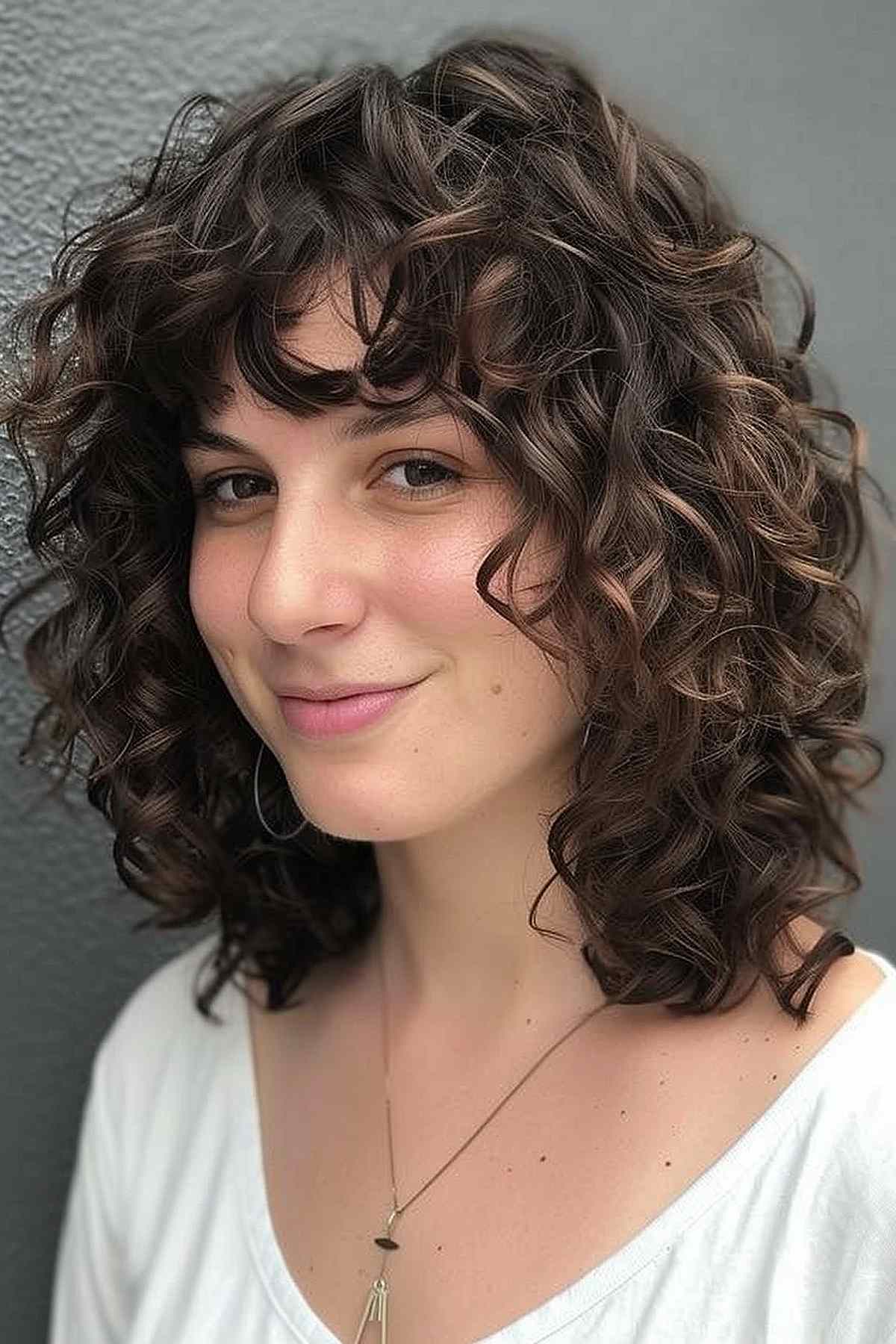 28 Stunning Long Curly Bob Haircuts: Meet the “Curly Lob”