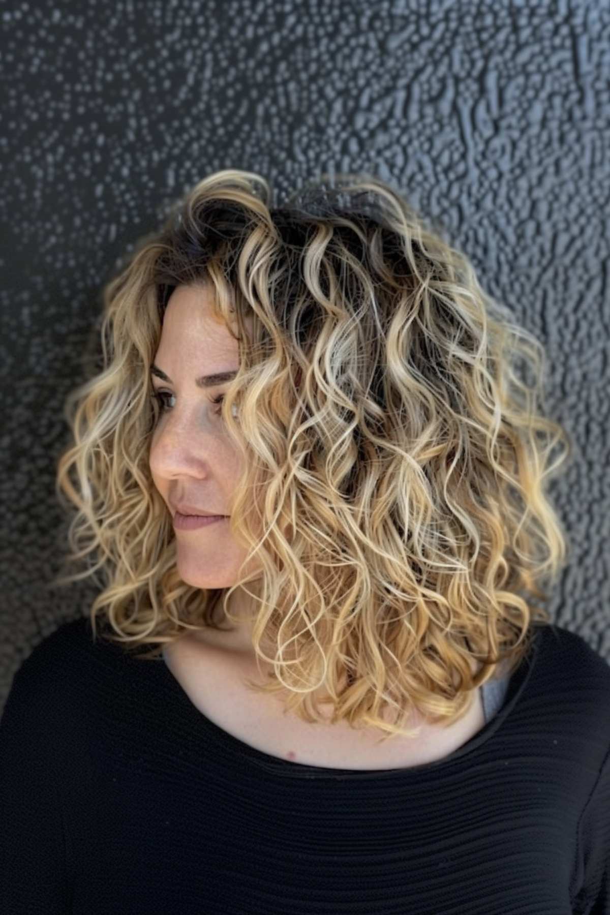 28 Stunning Long Curly Bob Haircuts: Meet the “Curly Lob”
