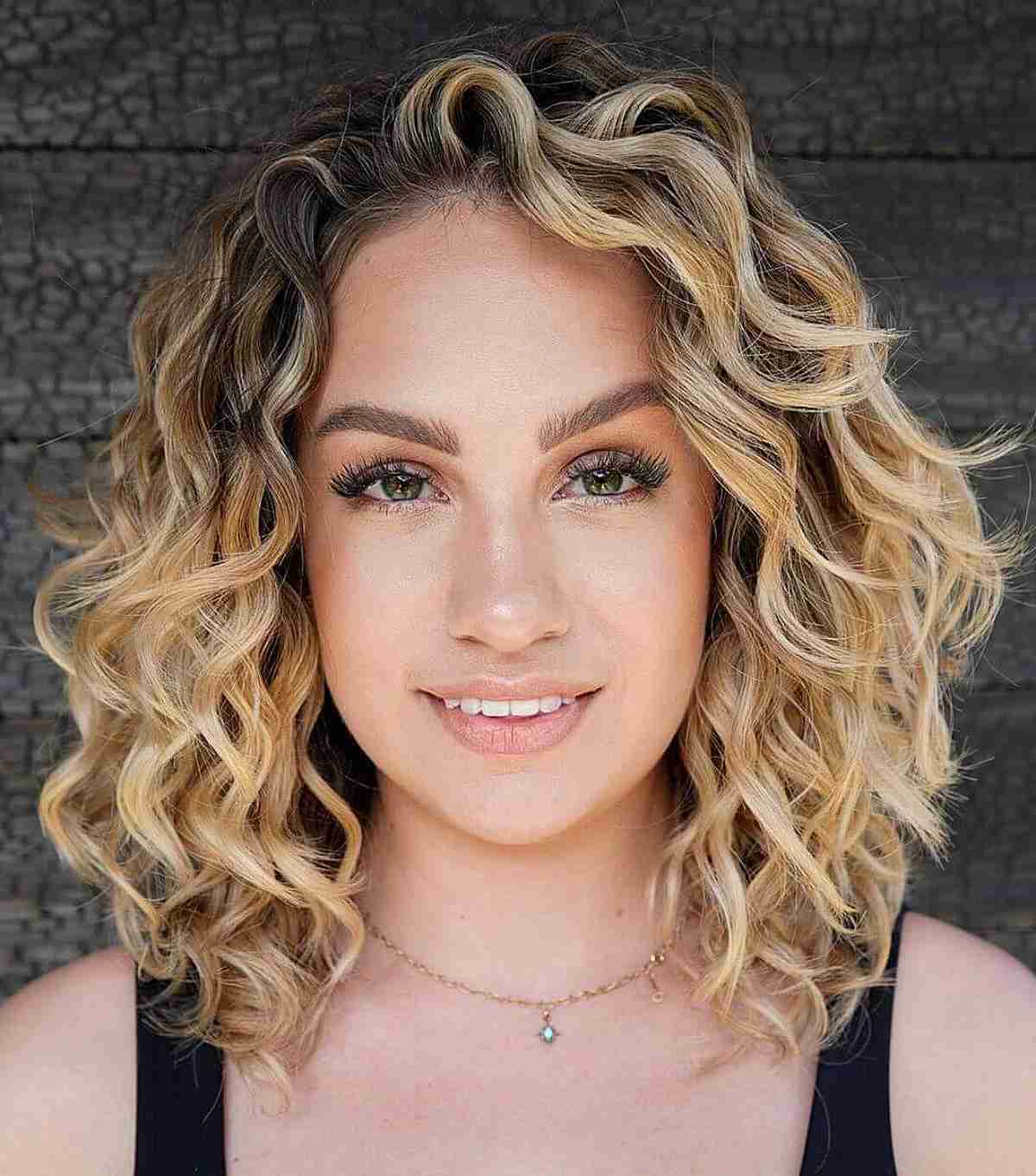 28 Stunning Long Curly Bob Haircuts: Meet the “Curly Lob”