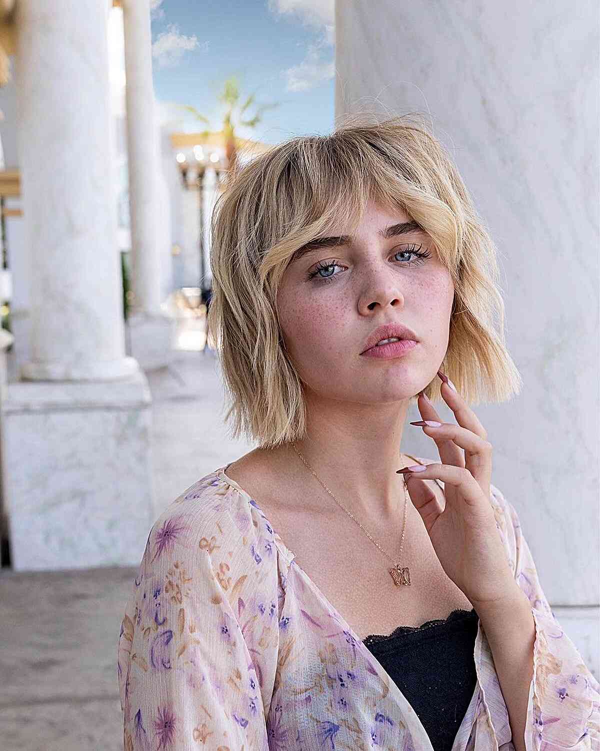 36 Shaggy Bob with Bangs Haircut Ideas for The Modern, Retro Girl
