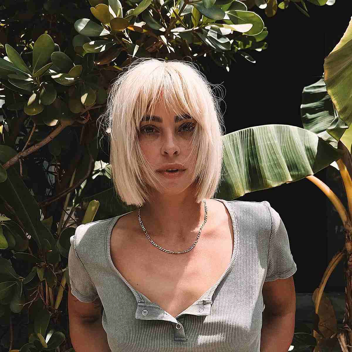 36 Shaggy Bob with Bangs Haircut Ideas for The Modern, Retro Girl
