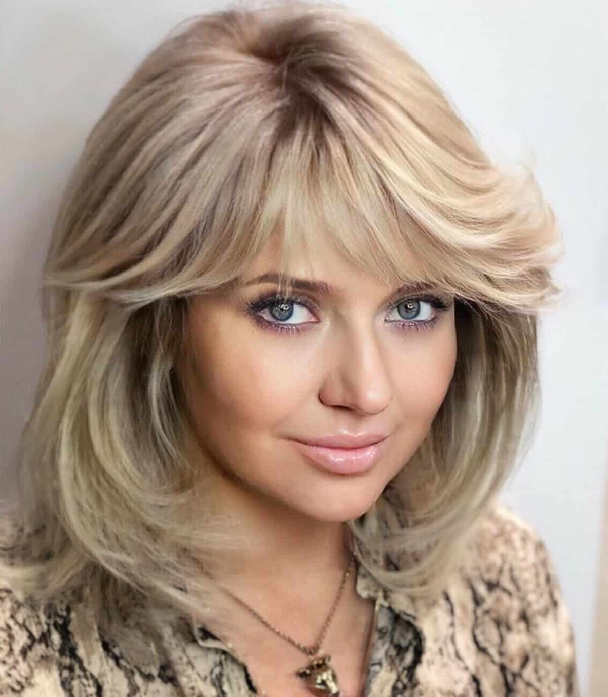 36 Shaggy Bob with Bangs Haircut Ideas for The Modern, Retro Girl