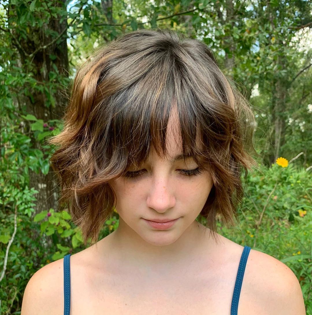 36 Shaggy Bob with Bangs Haircut Ideas for The Modern, Retro Girl