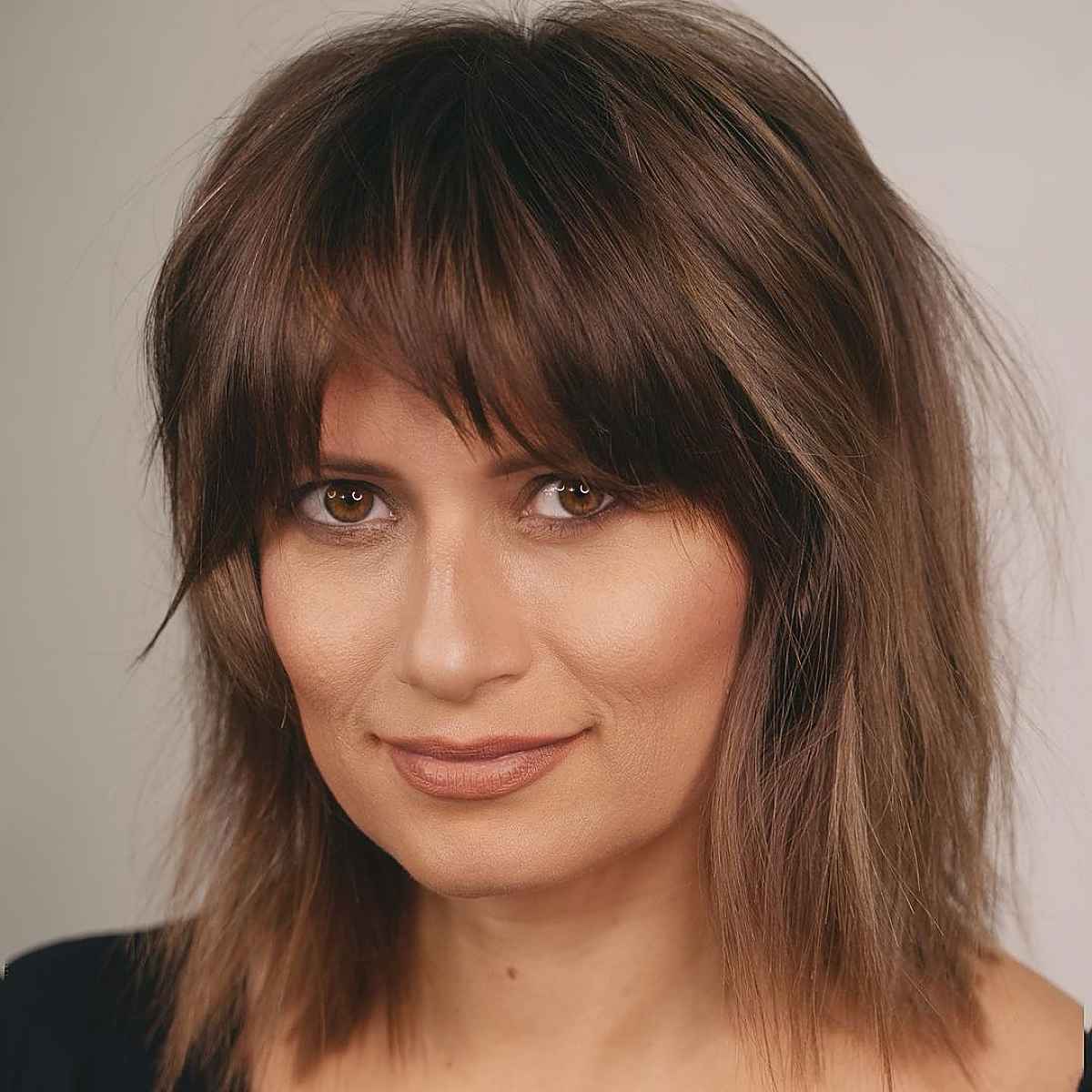 36 Shaggy Bob with Bangs Haircut Ideas for The Modern, Retro Girl