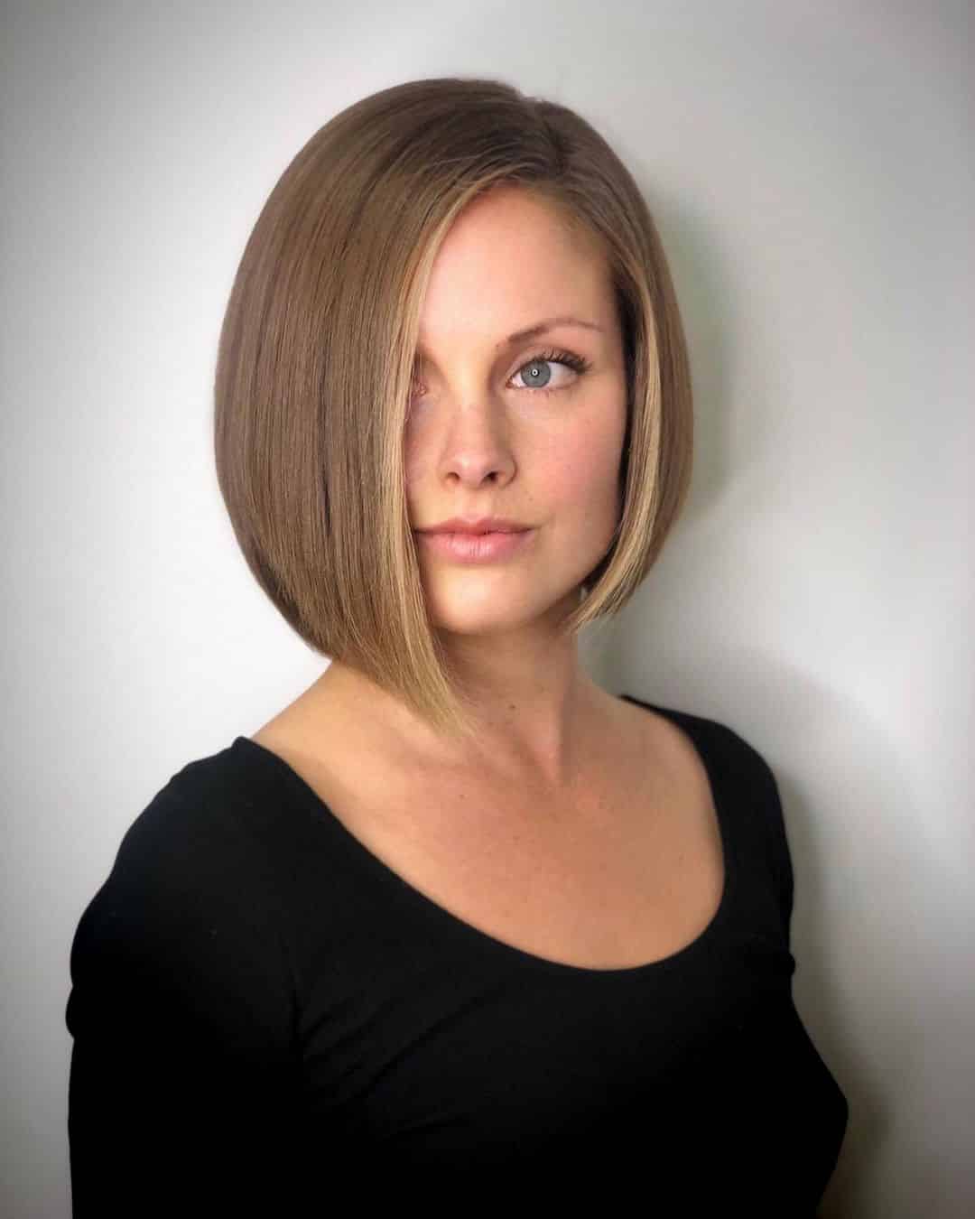 36 Short Asymmetrical Bob Hairstyles Trending in 2025