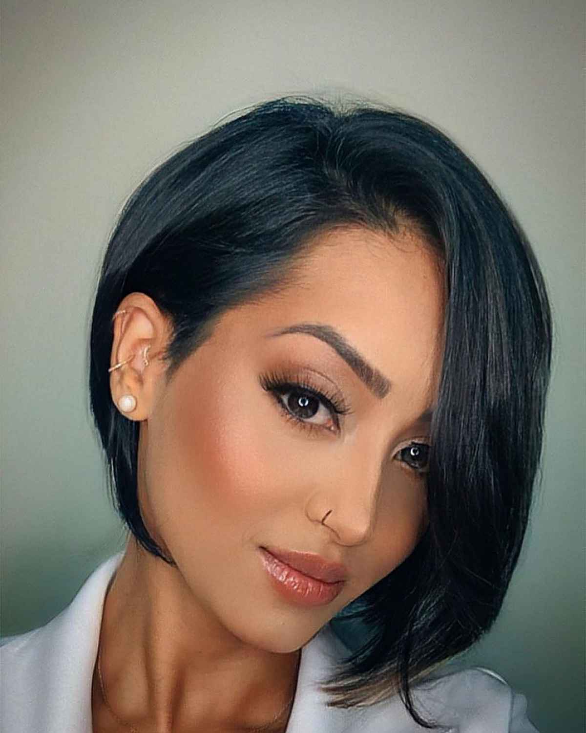 36 Short Asymmetrical Bob Hairstyles Trending in 2025