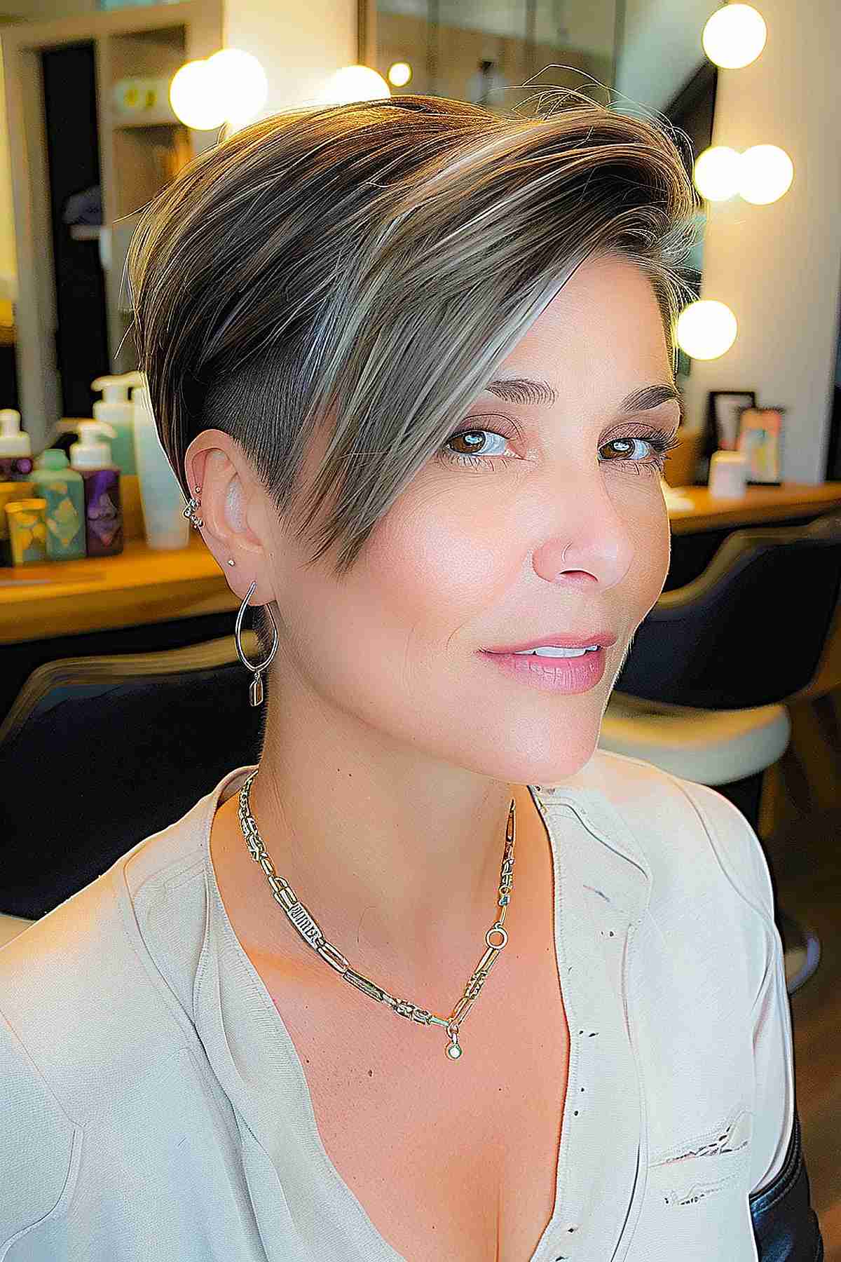 51 Stylish Long Pixie Bob Haircuts for a Unique Length and Style