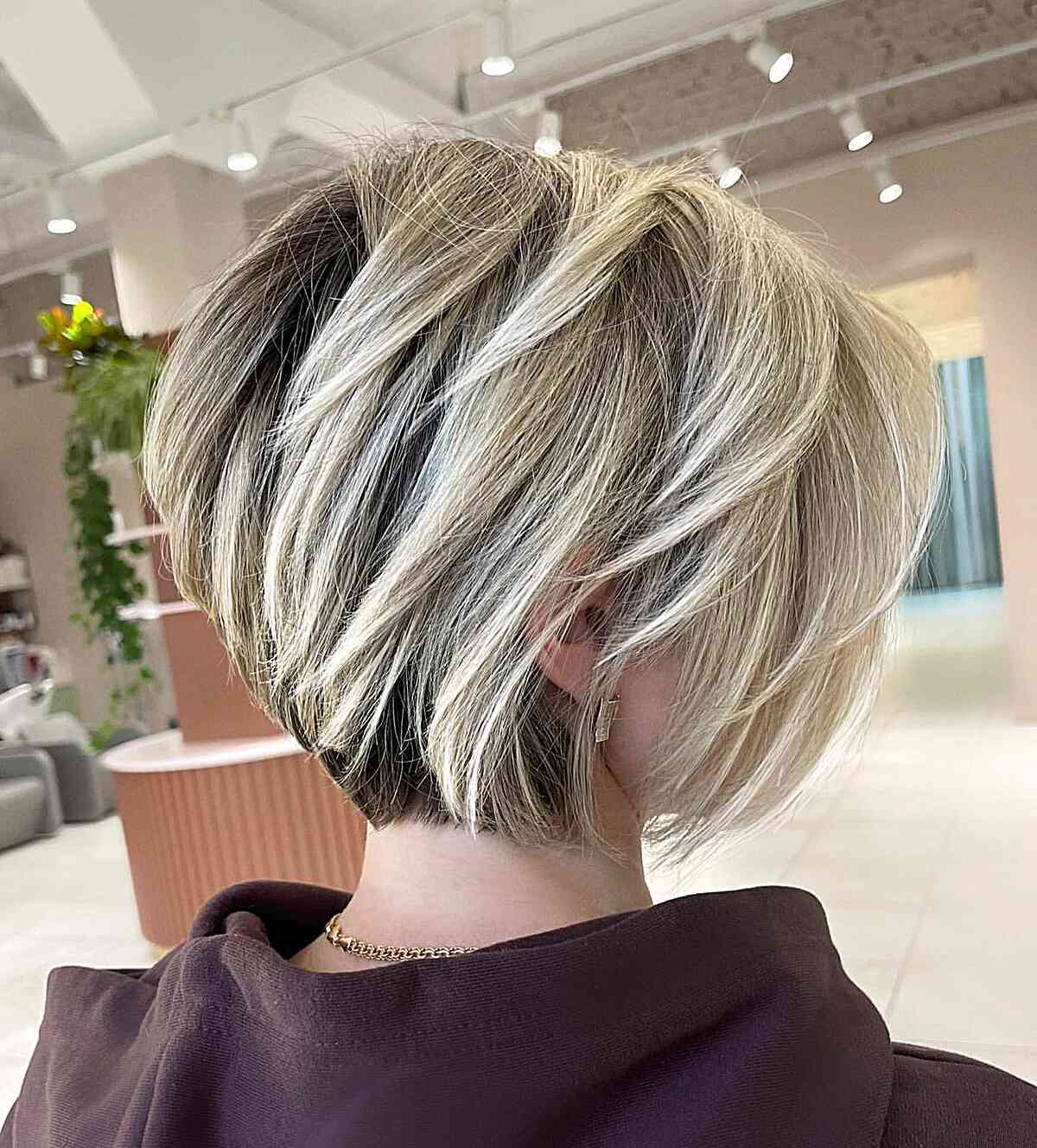 51 Stylish Long Pixie Bob Haircuts for a Unique Length and Style