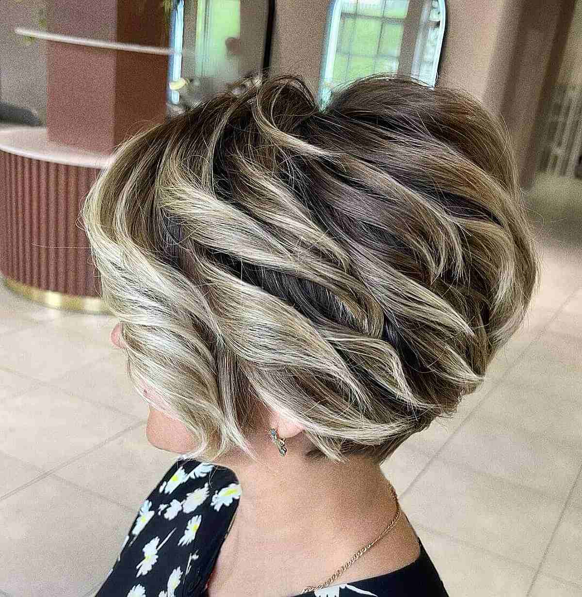 51 Stylish Long Pixie Bob Haircuts for a Unique Length and Style