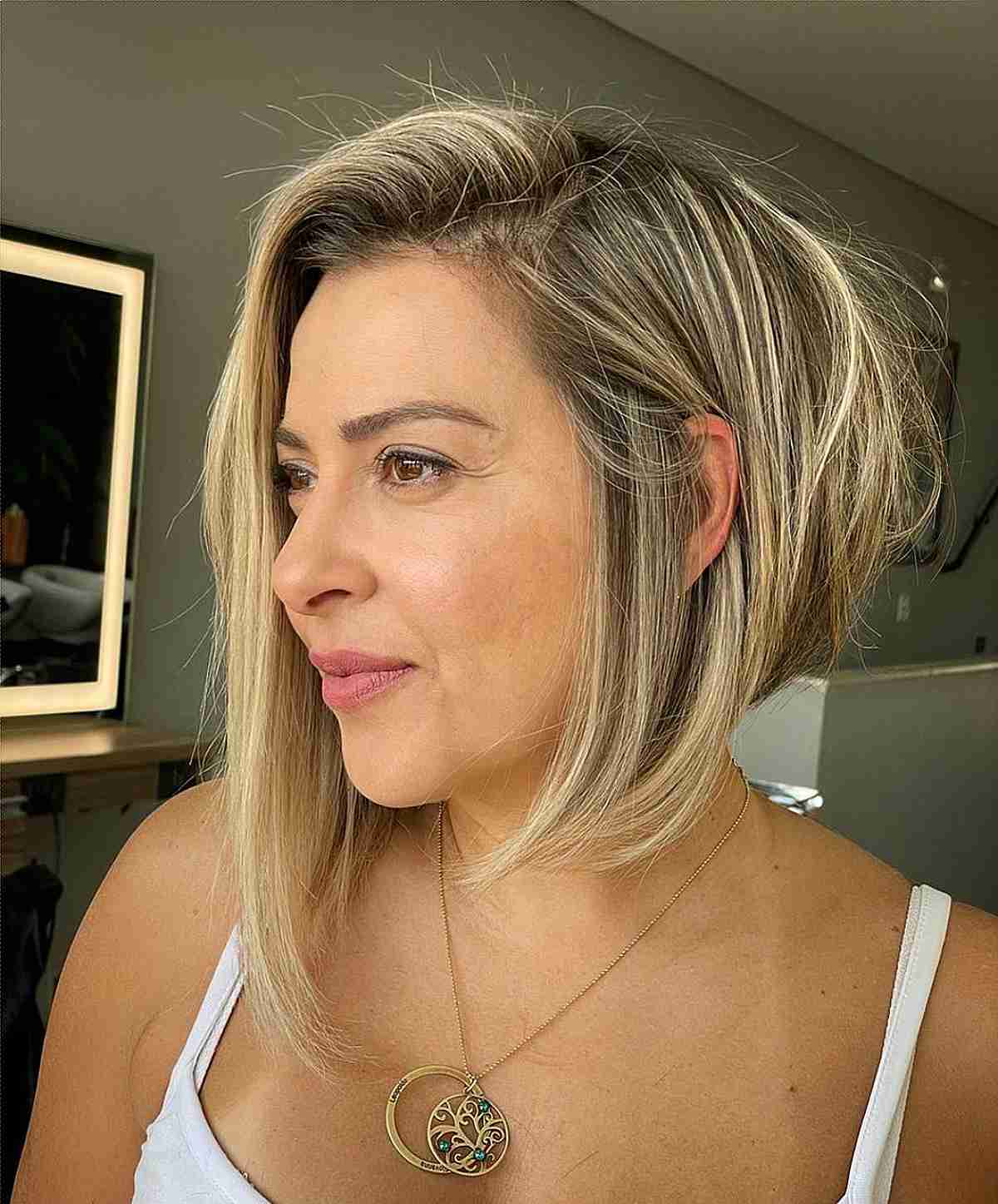 51 Messy Bob Haircut Ideas for the Ultimate Boho Vibe