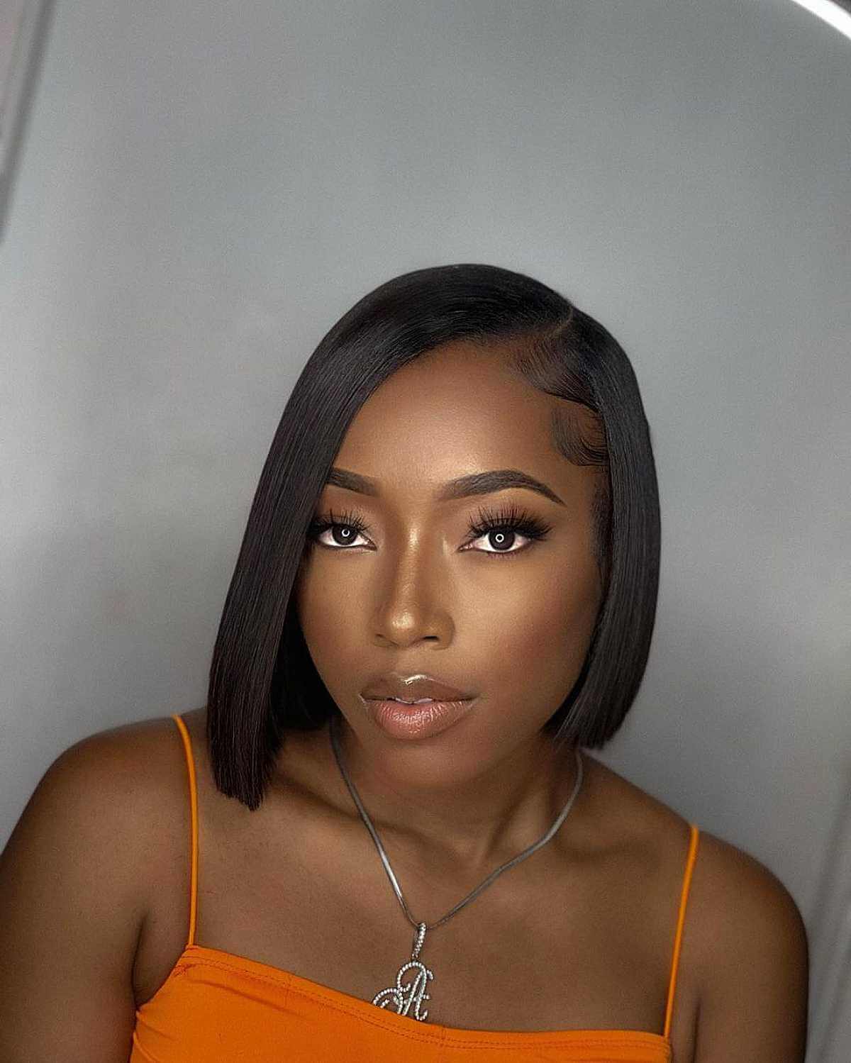 The Chin-Length Blunt Bob Is Trending and Here Are 43 Chic Ideas