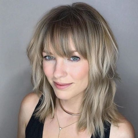 20 Trendiest Medium Layered Bob Haircuts for Shoulder-Length Hair