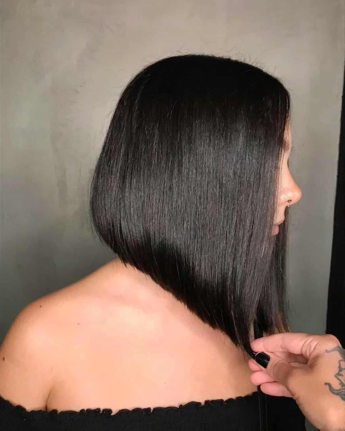 40 Amazing Long Stacked Bob Haircuts to Try