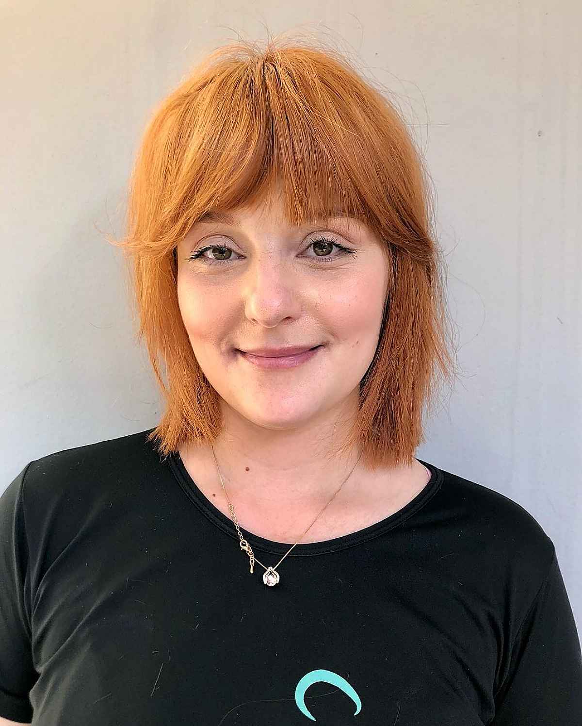35 Trendy Choppy Bob with Bangs for a Modern Beachy Style